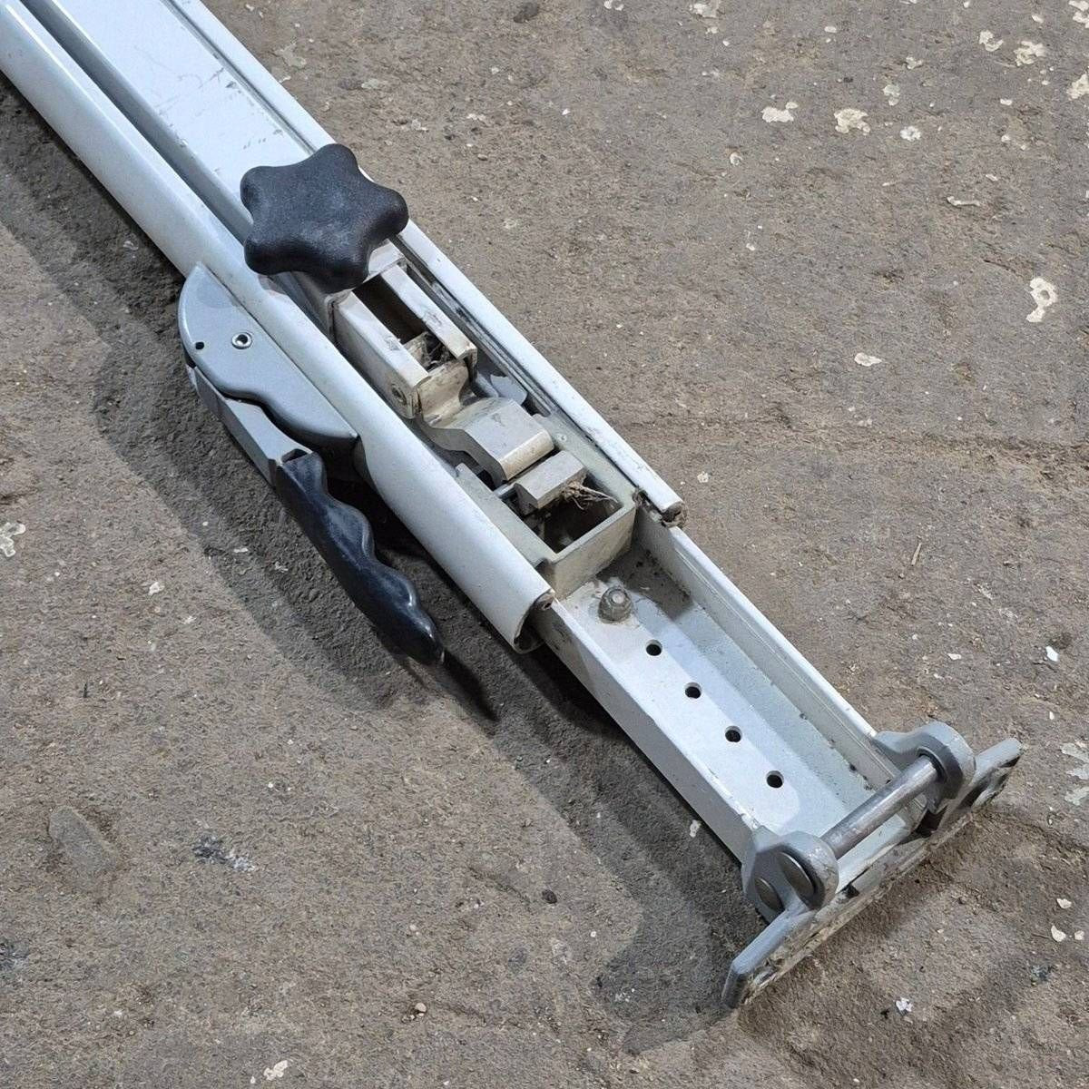 Used Dometic Awning Arm, 8500 Series, White, 73