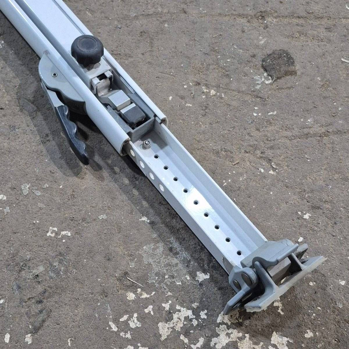 Used Dometic Awning Arm, 8500 Series, White, 73" - Young Farts RV Parts