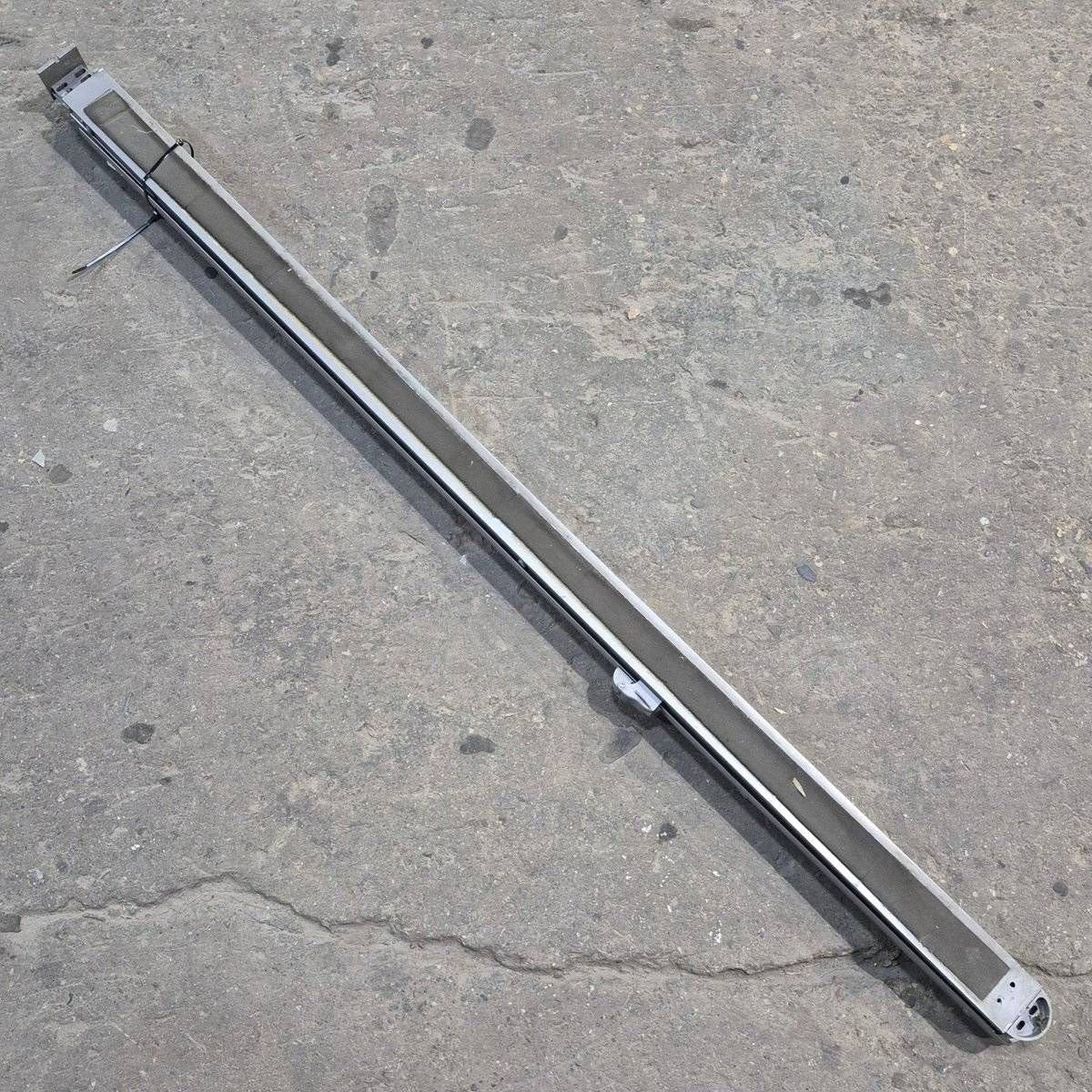 Used Dometic Awning Arm, Idler (Rear) Non - Powered, Silver (Satin), 65 1/2