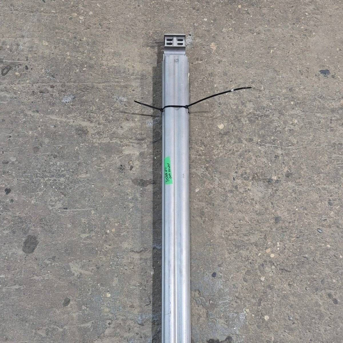 Used Dometic Awning Arm, Idler (Rear) Non - Powered, Silver (Satin), 65 1/2