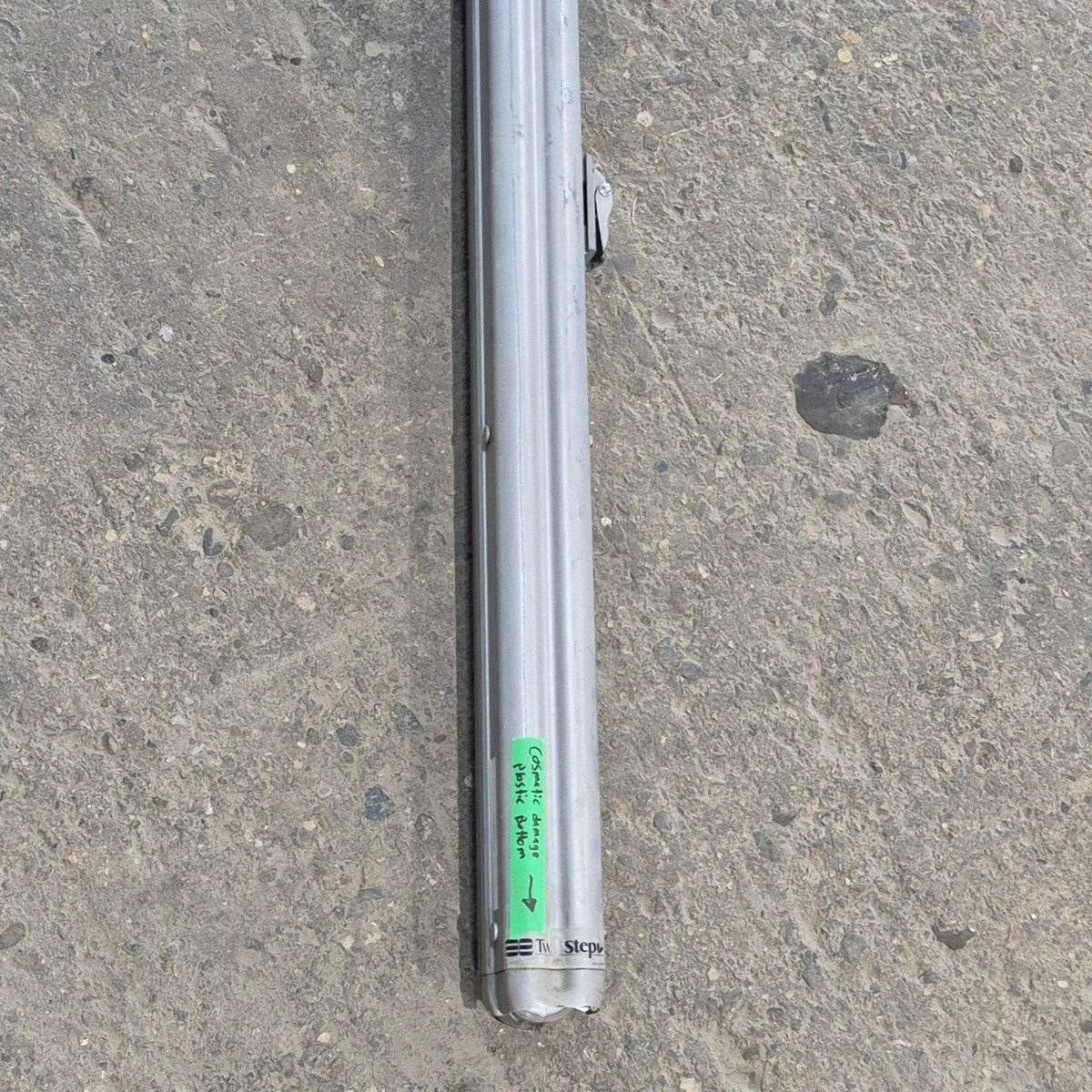 Used Dometic Awning Arm, Idler (Rear) Non - Powered, Silver (Satin), 65 1/2