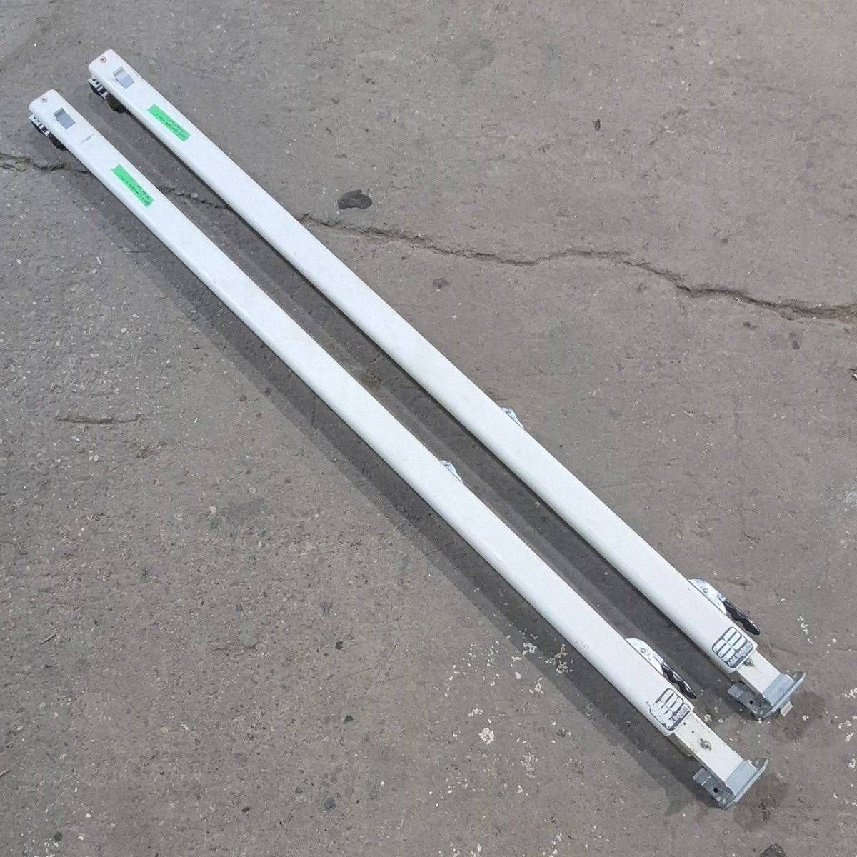 Used Dometic Awning Arm Set, Off White, 73