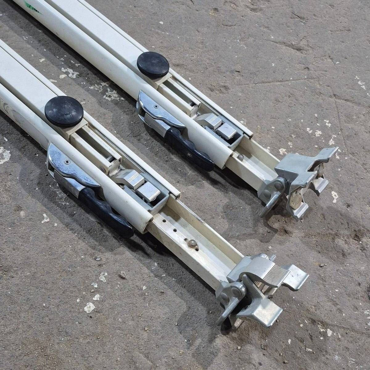 Used Dometic Awning Arm Set, Off White, 73