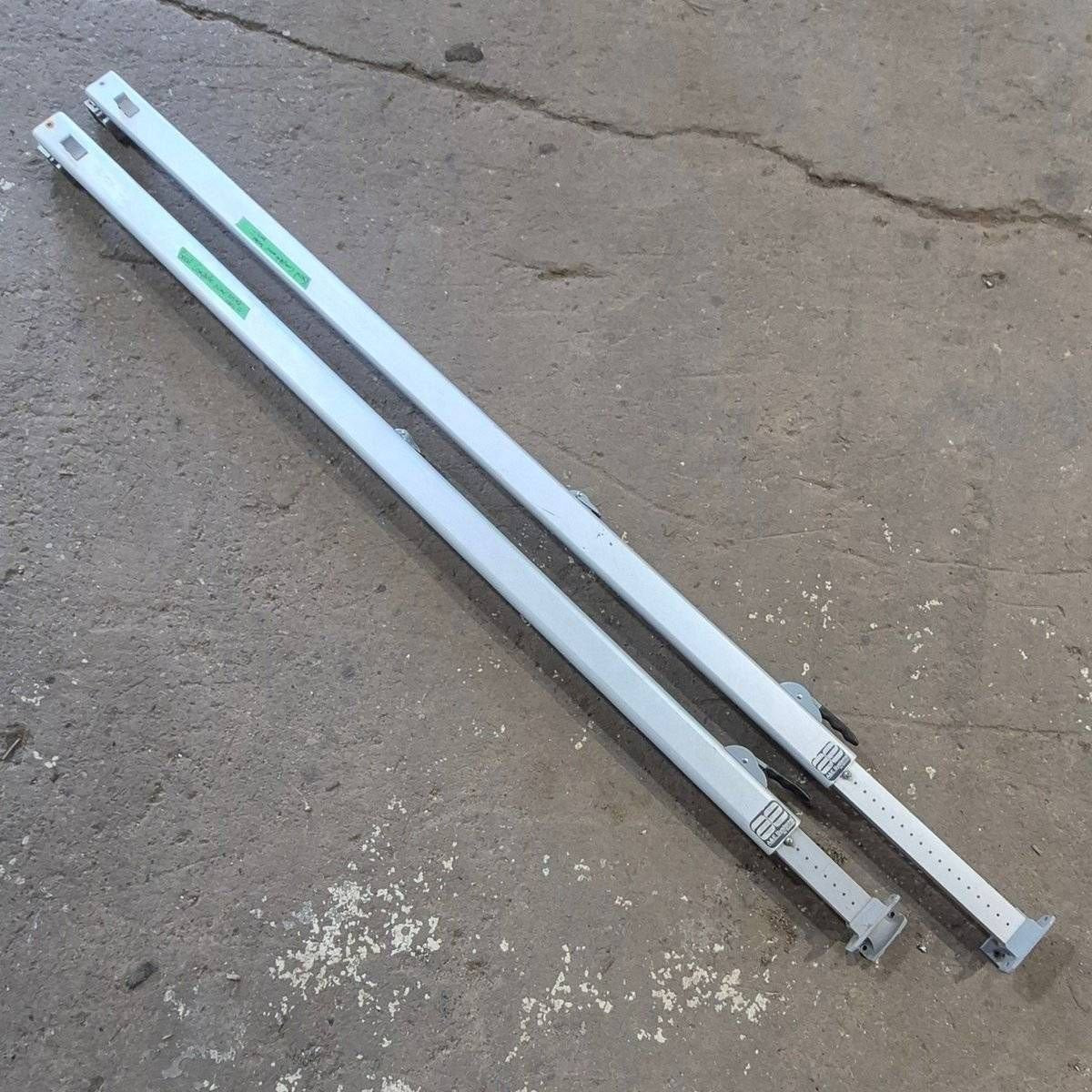 Used Dometic Awning Arm Set, Silver (Satin), 73