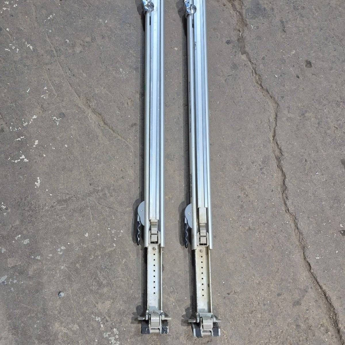 Used Dometic Awning Arm Set, Silver (Satin), 73