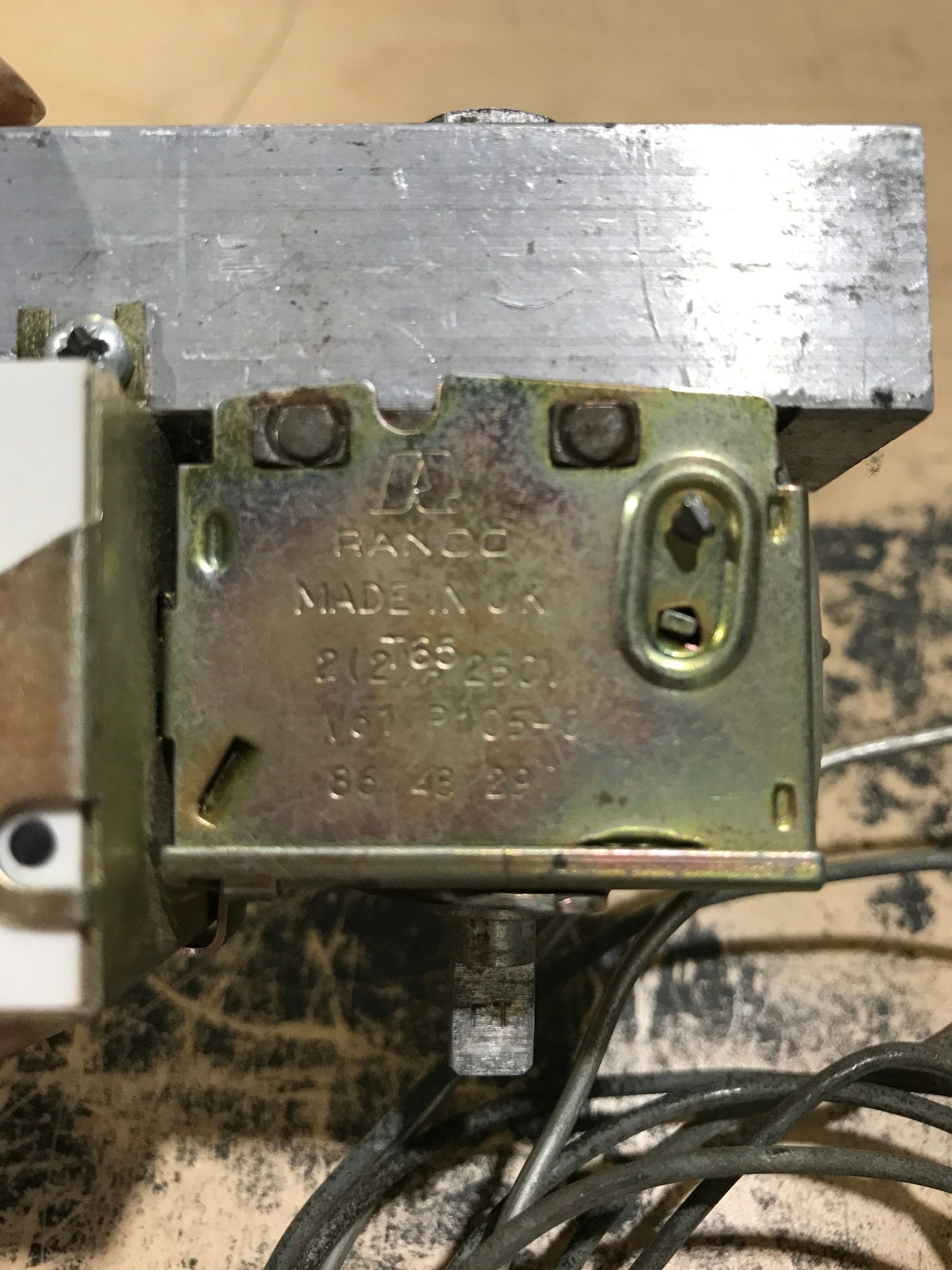Used Dometic Combo Thermostat 2007199009 - Young Farts RV Parts