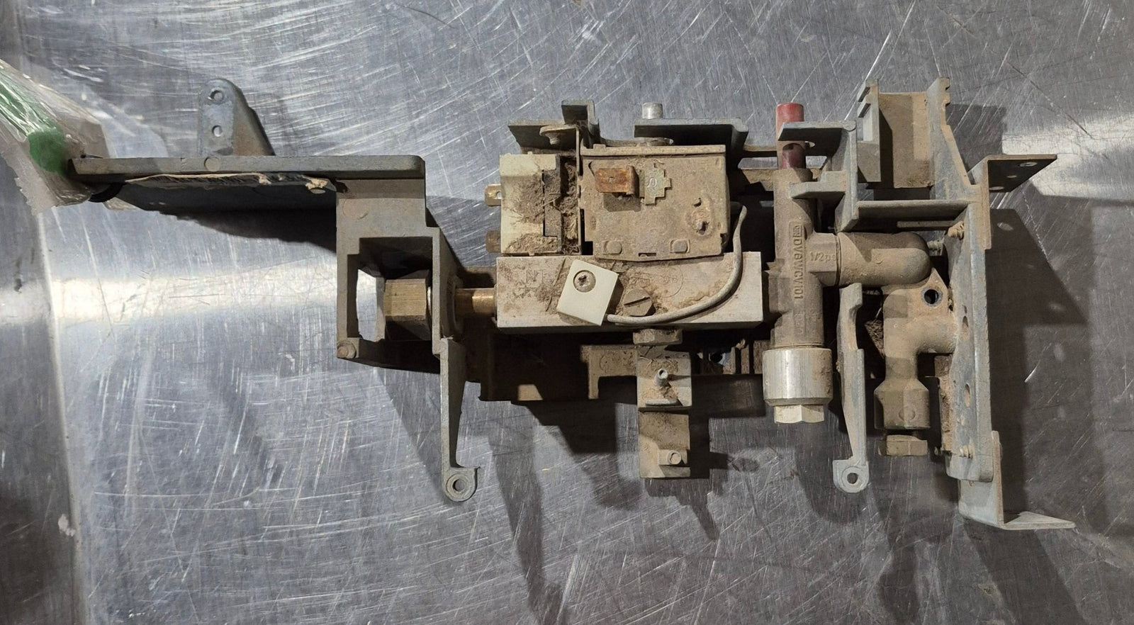 Used Dometic Combo Thermostat, Safety Valve, Coupling With Bracket - 2007199009 - Young Farts RV Parts