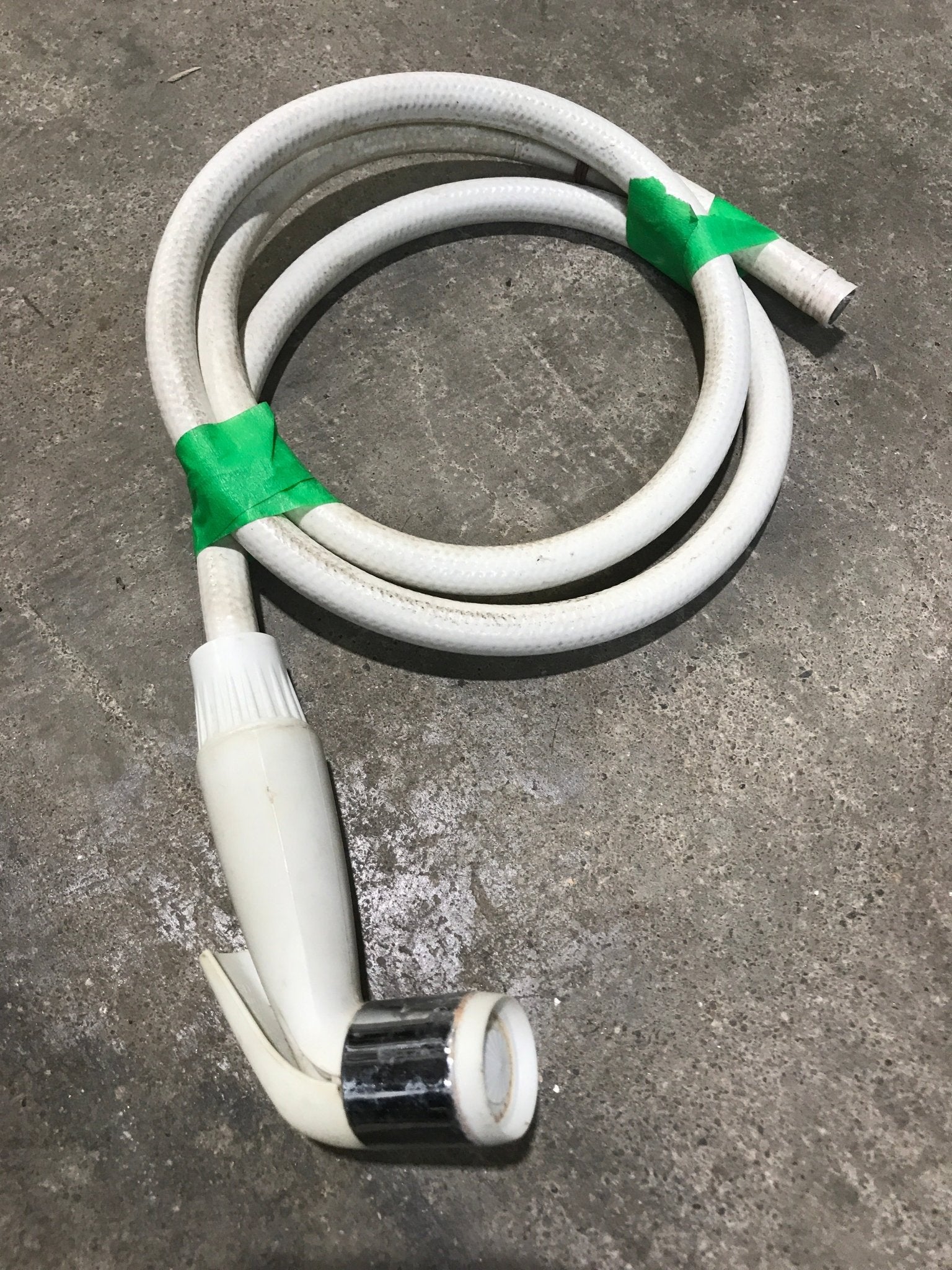 Used Dometic Hand Sprayer - 340683 - Young Farts RV Parts