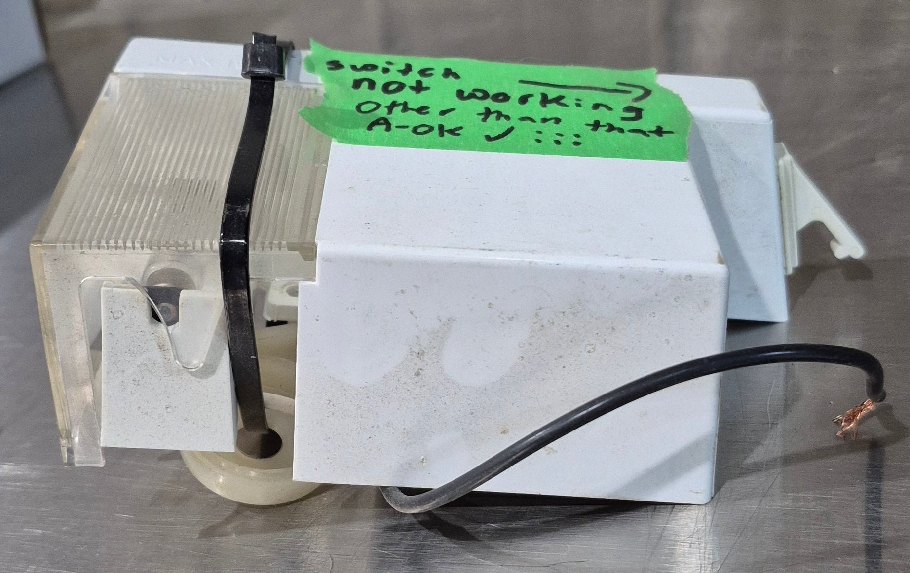 Used Dometic Interior Fridge Light Assembly (BULB NOT INCLUDED) - 2004044091 - Young Farts RV Parts