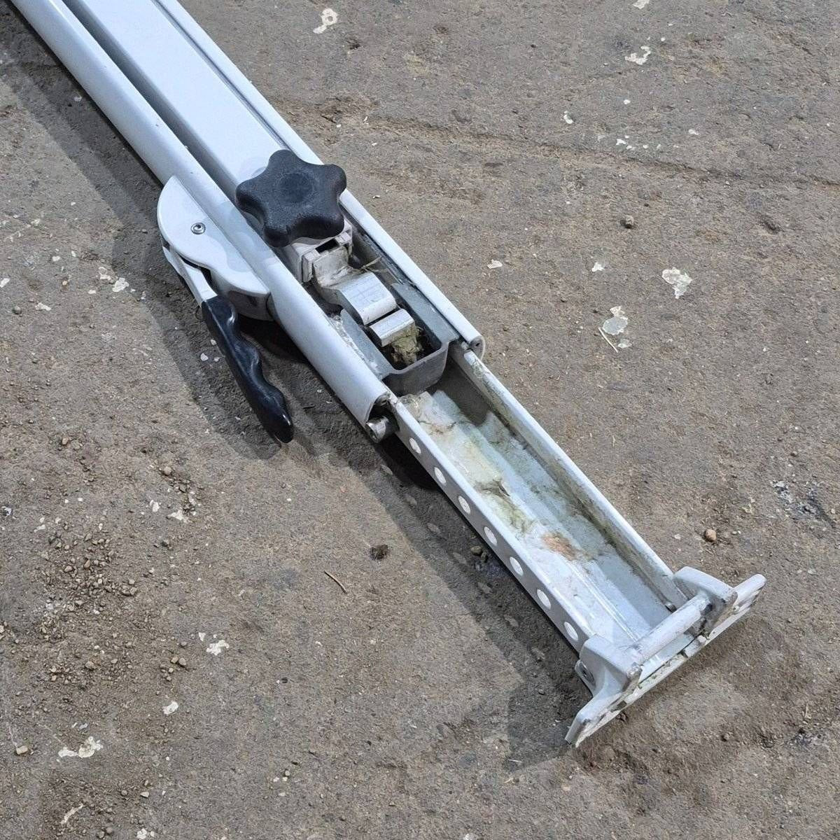 Used Dometic Manual Awning Arm, White, 73