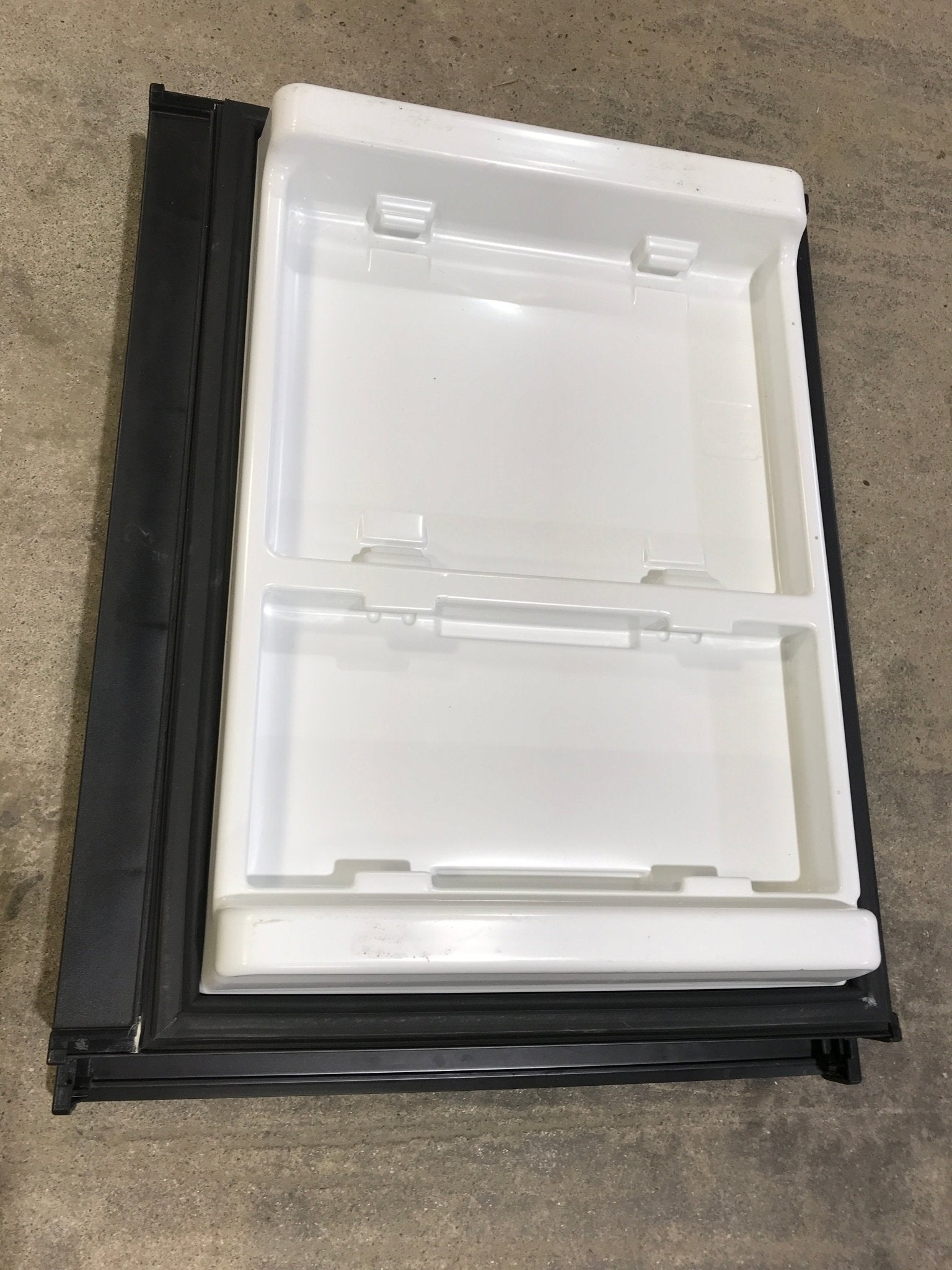 Used Dometic Refrigerator Freezer Door 3850998026 24 1/2