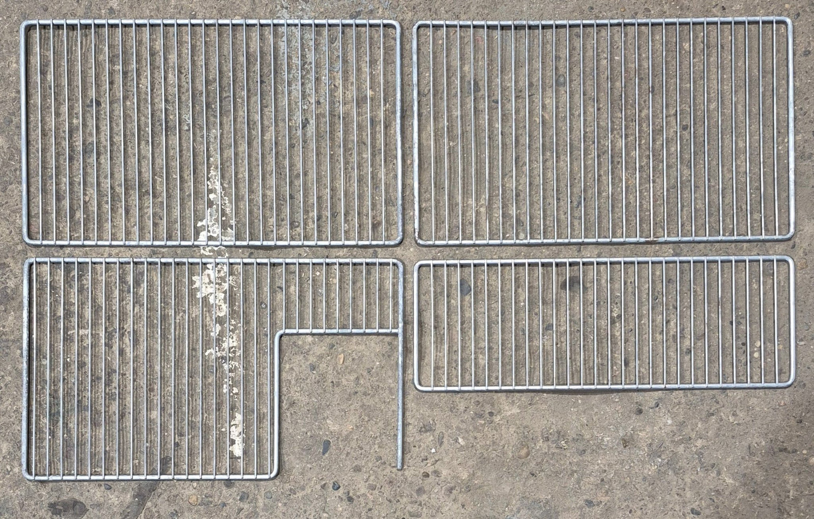 Used Dometic RM2807 Wire Shelf Set - Young Farts RV Parts