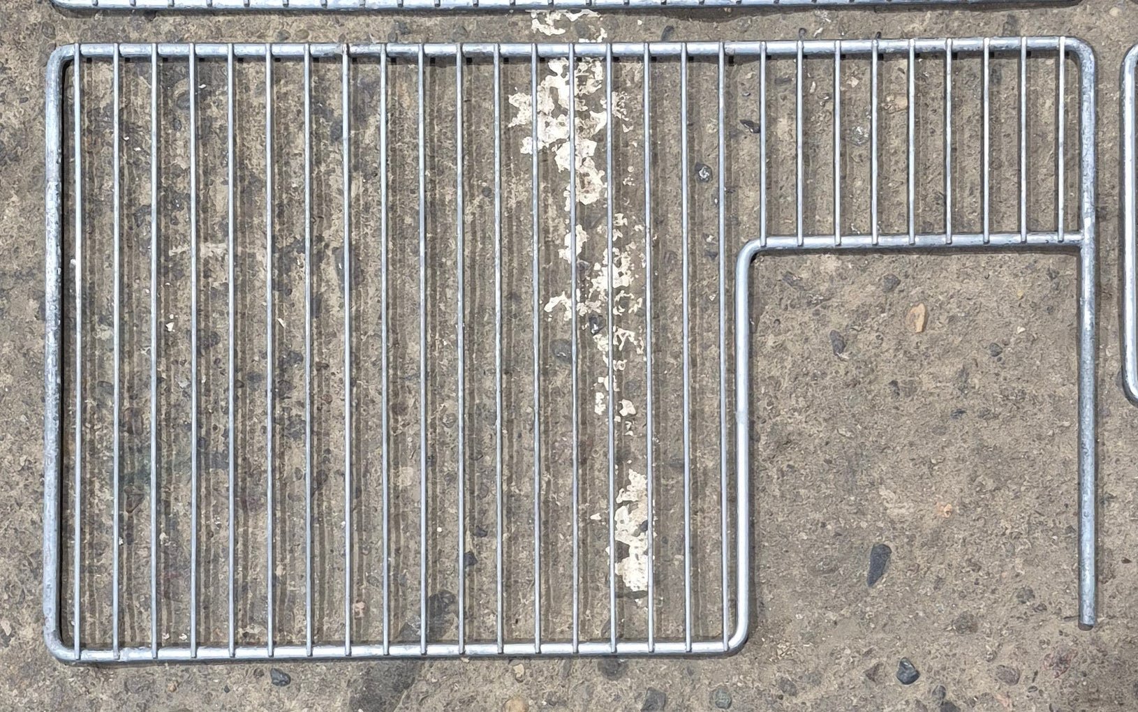 Used Dometic RM2807 Wire Shelf Set - Young Farts RV Parts