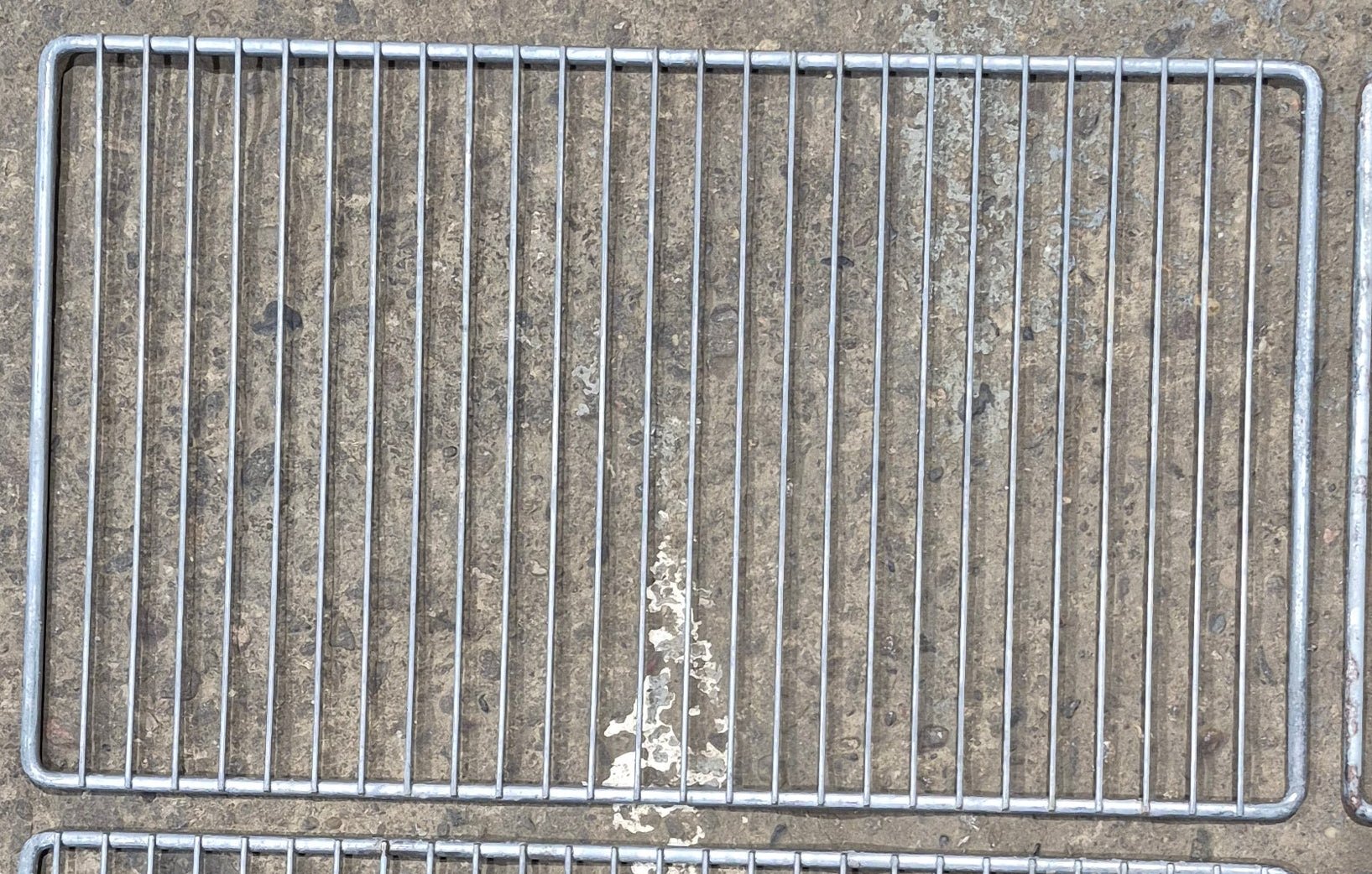 Used Dometic RM2807 Wire Shelf Set - Young Farts RV Parts