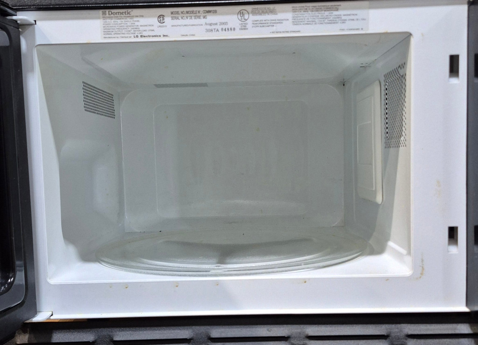 Used Dometic RV Microwave 20 1/4