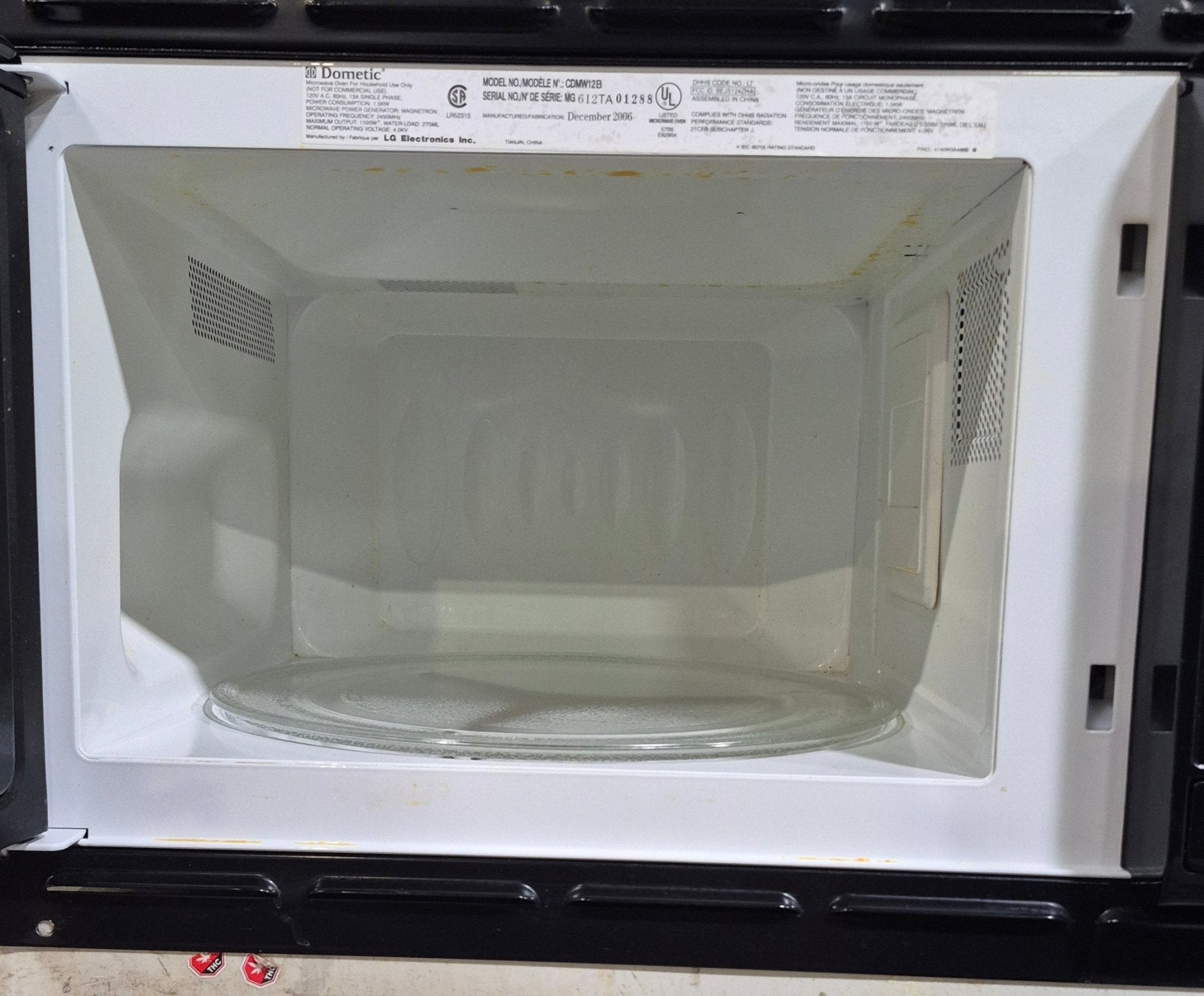 Used Dometic RV Microwave 20 1/8" W x 13" H x 14 1/2" D - Young Farts RV Parts