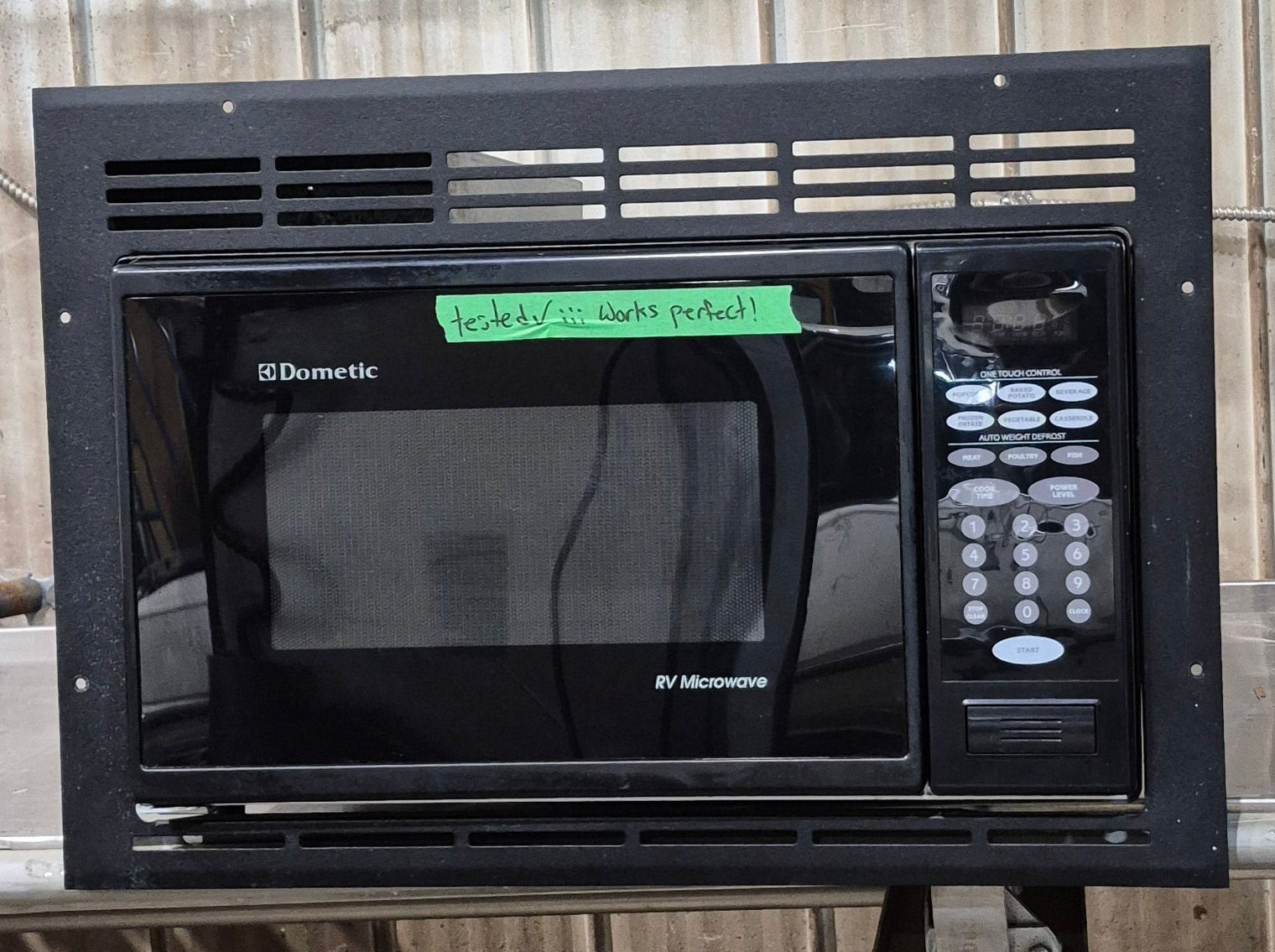 Used Dometic RV Microwave 20 3/4" W x 14 1/8" H x 14 1/4" D - Young Farts RV Parts