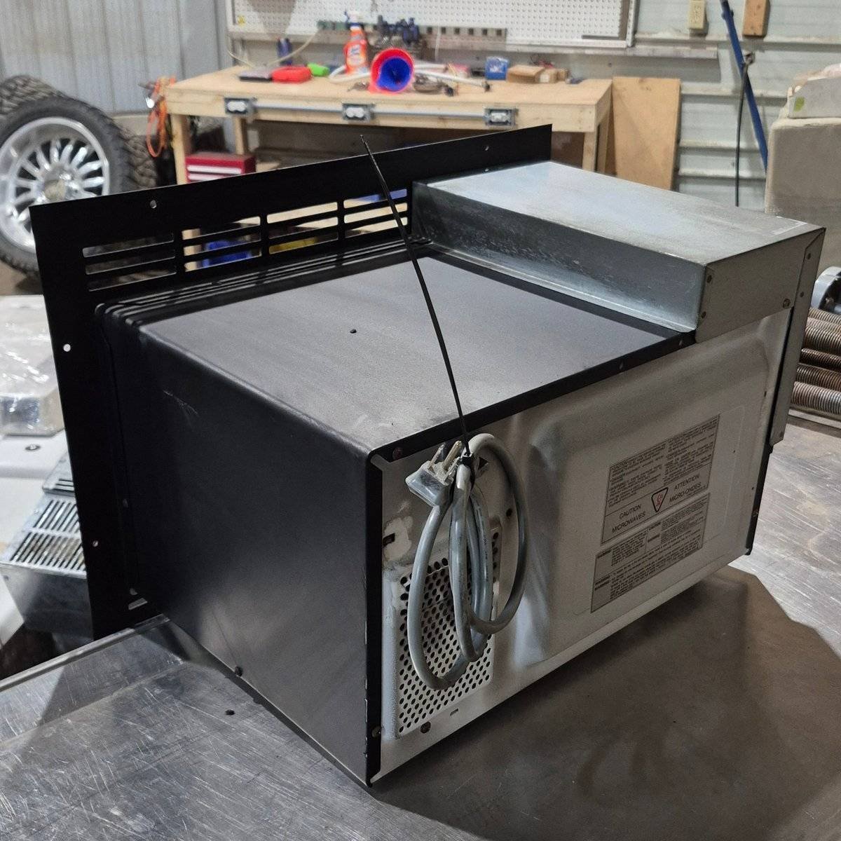 Used Dometic RV Microwave - 23.375