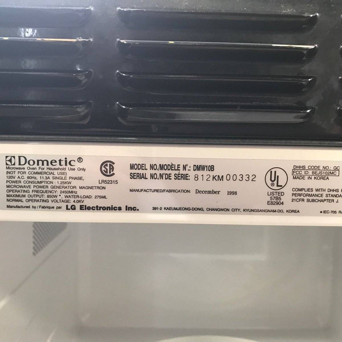 Used Dometic RV Microwave DMW10B - 20.875" x 11.5" x 14.875" - Young Farts RV Parts