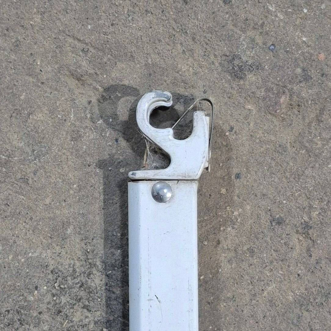 Used Dometic Secondary Rafter Arm, White, 32 1/2