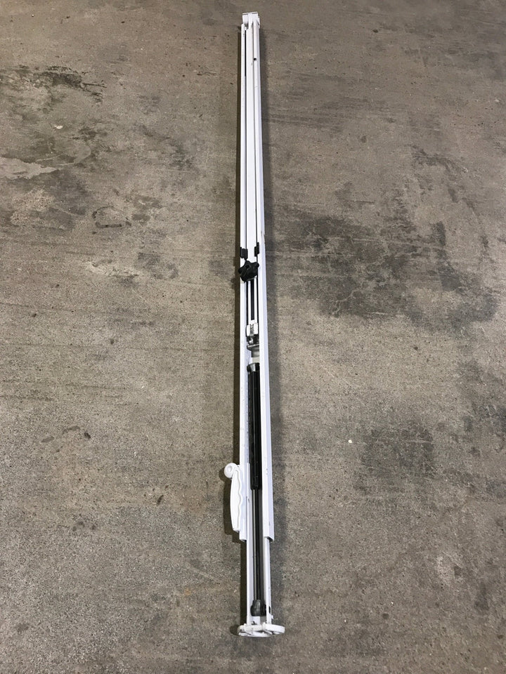 Used Dometic Sunchaser II Single Manual Arm - Young Farts RV Parts