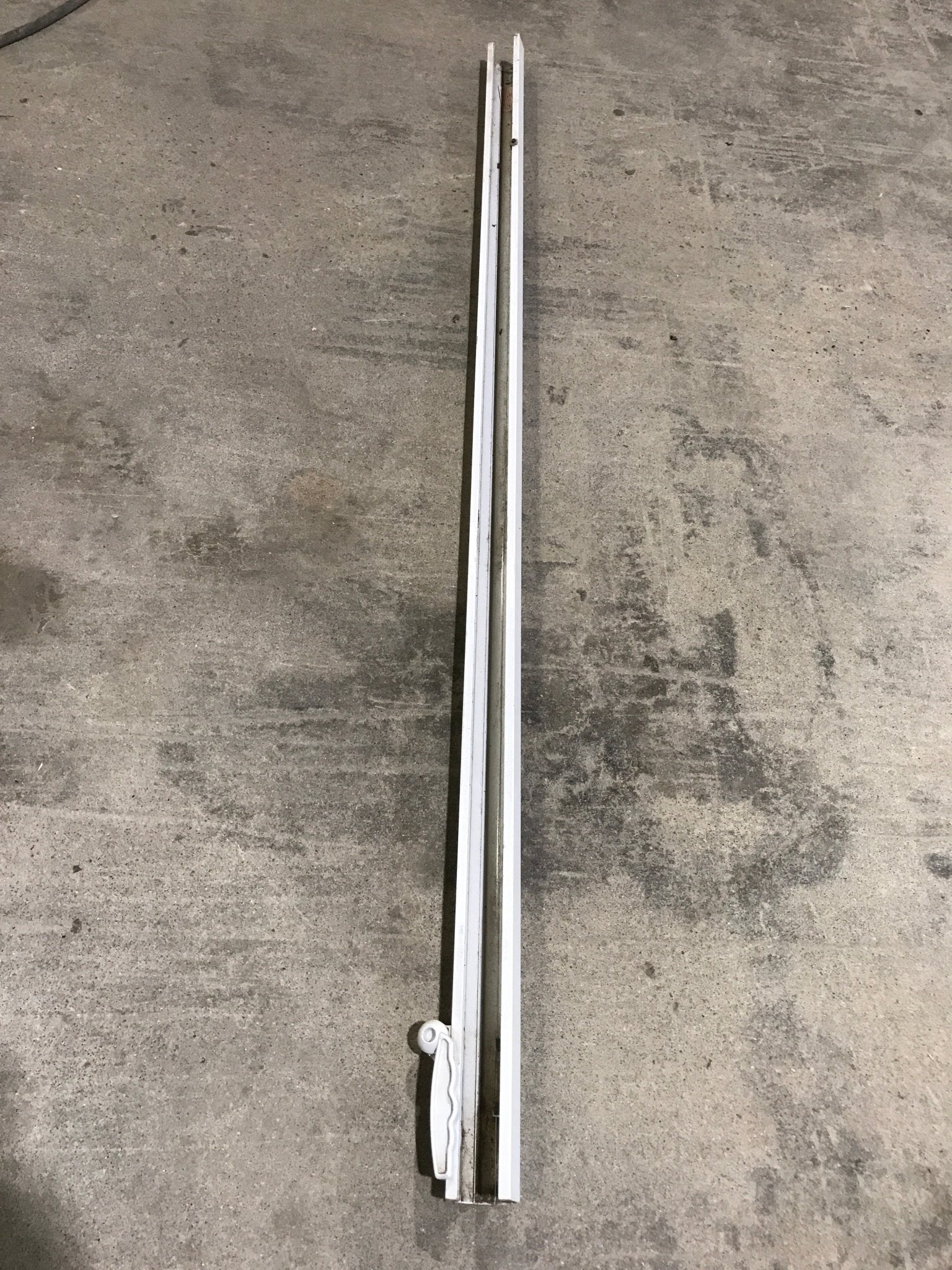 Used Dometic sunchaser II / sunchaser 2 Polar White 73" Main Arm Assembly Tall 3310792043 / 3310792.118B - Young Farts RV Parts