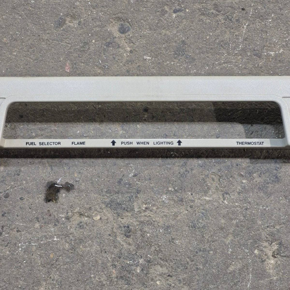 Used Dometic Top Cover/ Trim - 2932640010 - Young Farts RV Parts