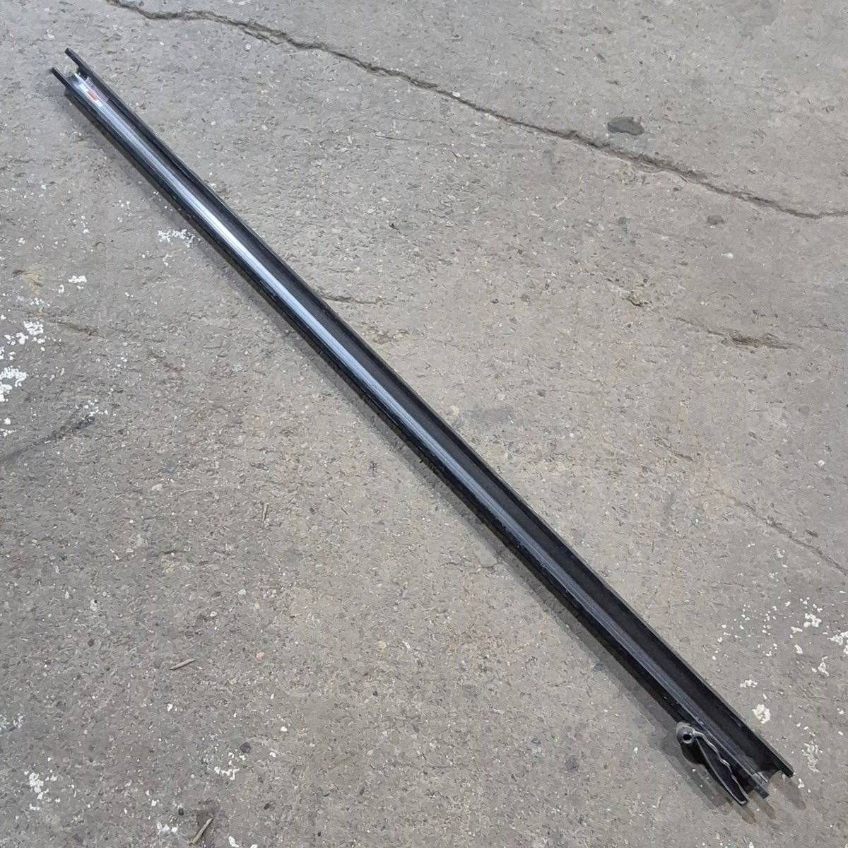 Used Dometic Upper Main Arm, Black, 73" - Sunchaser II 3314064.001U - Young Farts RV Parts
