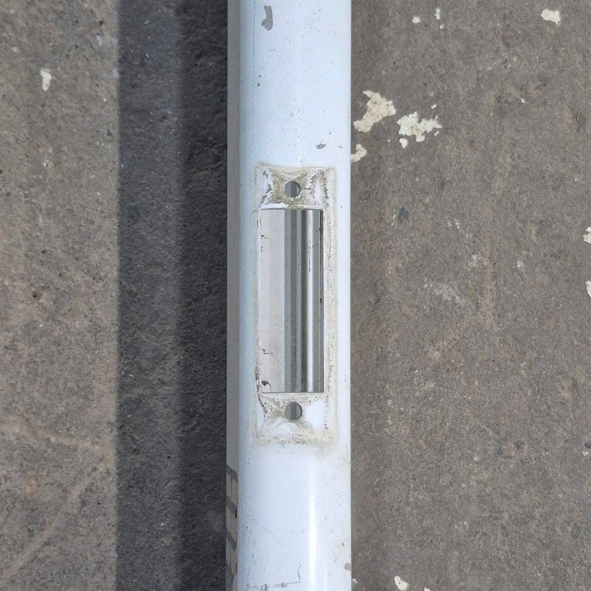 Used Dometic Upper Main Arm, White, 61