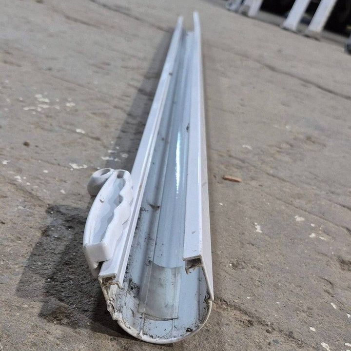 Used Dometic Upper Main Arm, White, 61" - Sunchaser II , 3314064.019B - Young Farts RV Parts
