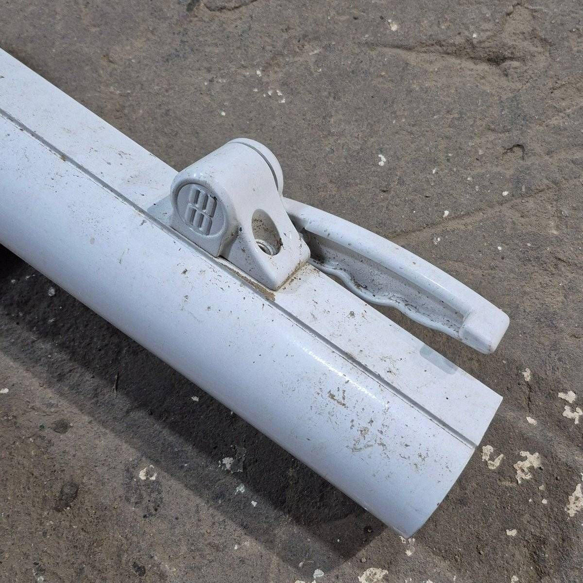 Used Dometic Upper Main Arm, White, 73