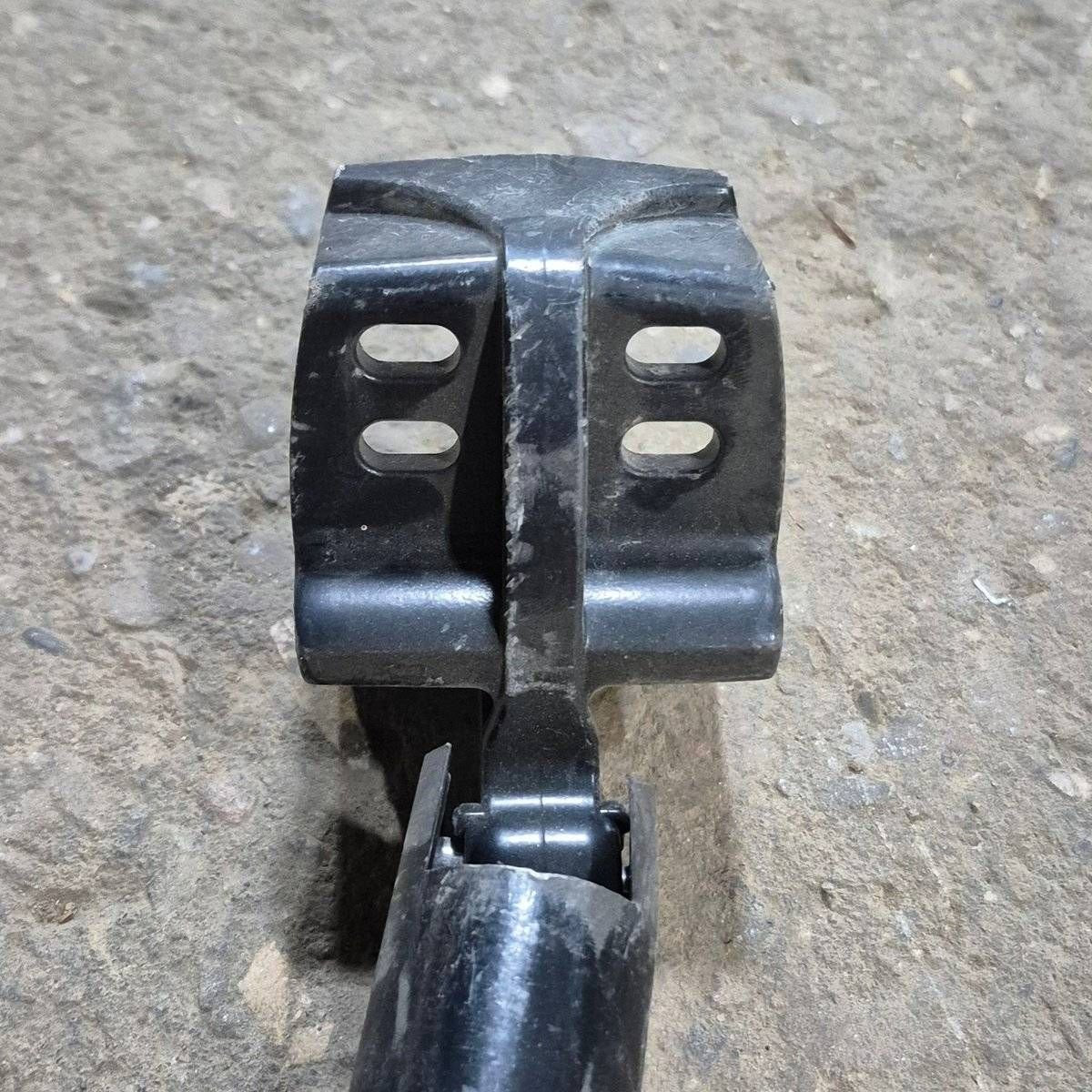 Used Dometic Upper Rafter Arm, Black, 66