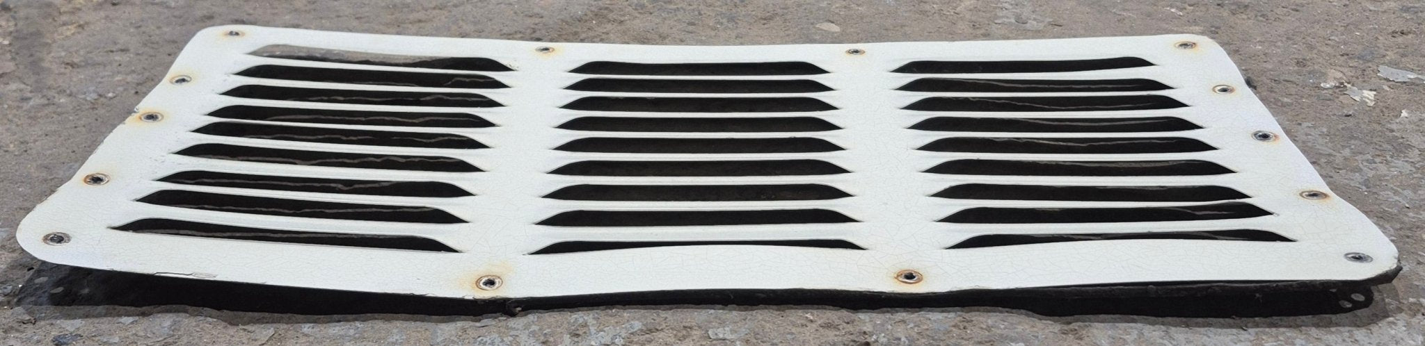 Used DOMETIC - White Upper Side Vent - NO FRAME - Young Farts RV Parts