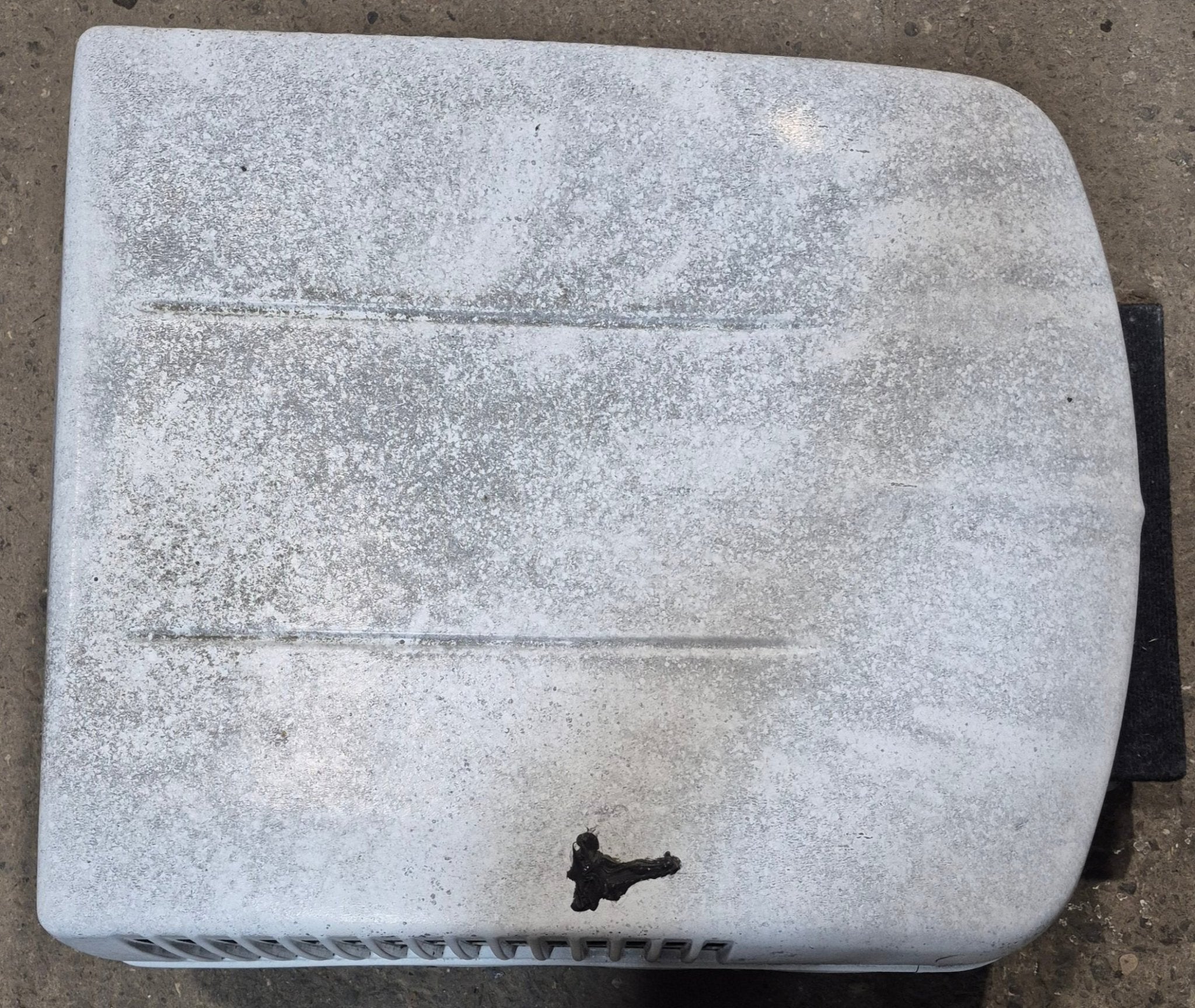 Used Duo - Therm Air conditioner Head Unit 57915.331 - 13500BTU Cool Only - Young Farts RV Parts