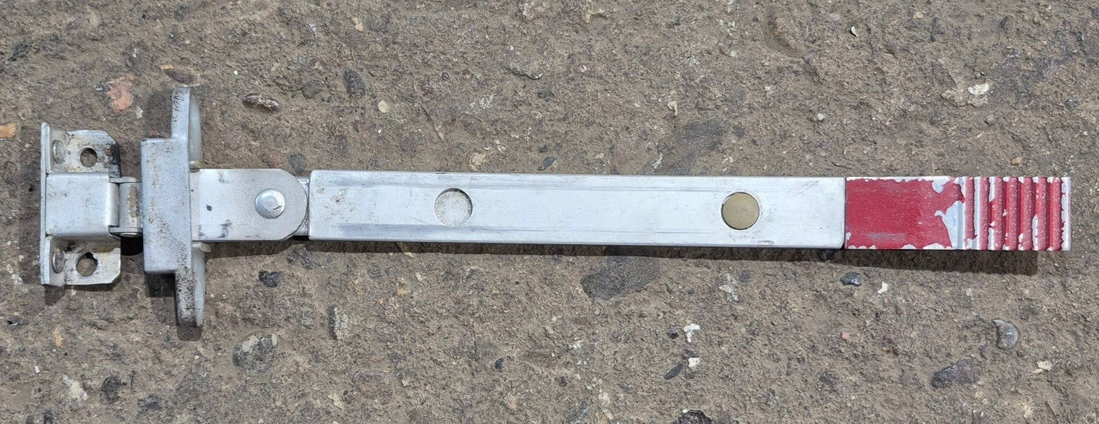 Used Emergency Window Latch - Young Farts RV Parts