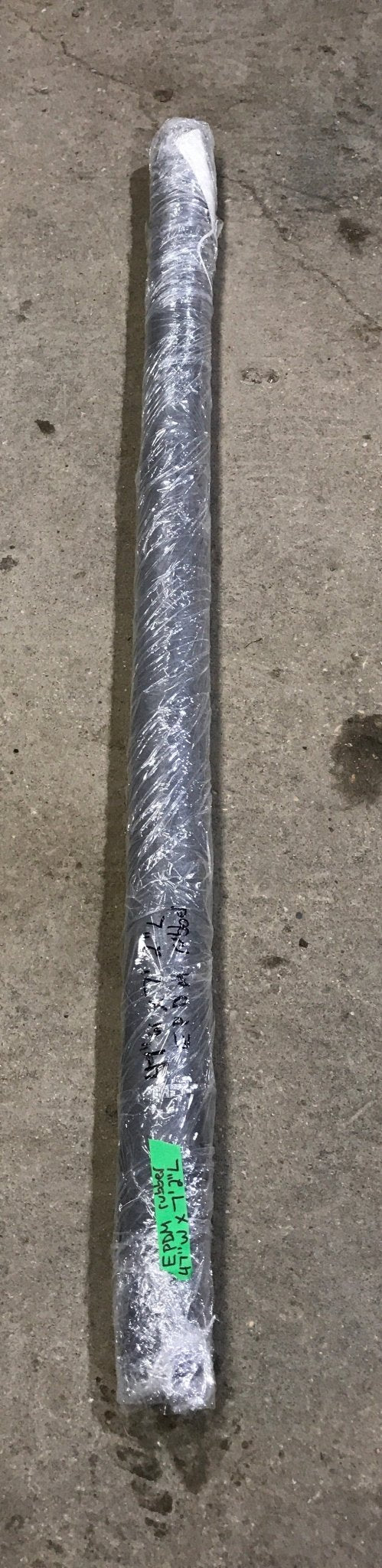 Used EPDM Roofing Membrane, White - 3'9