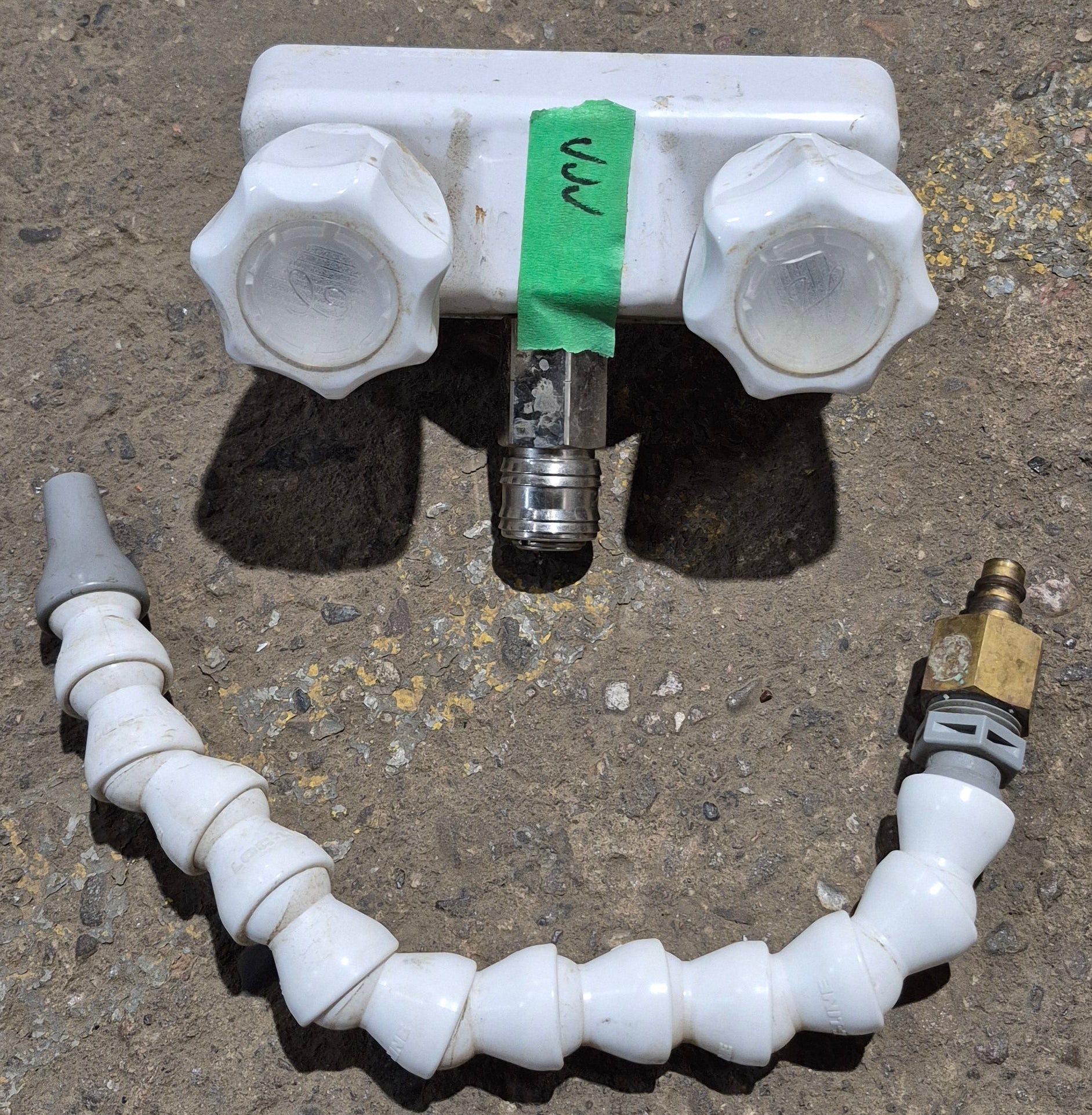 Used Exterior Faucet with Quick Connect Connection and Loc - Line Port - Young Farts RV Parts