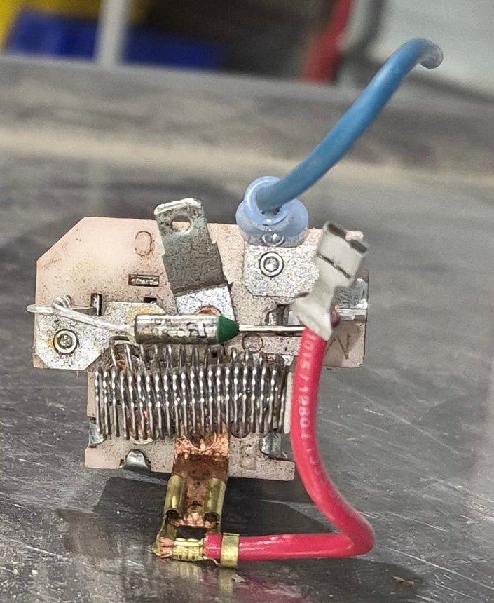 Used Fantastic Fan 3 - Speed Switch - K1031 - 05 - Young Farts RV Parts