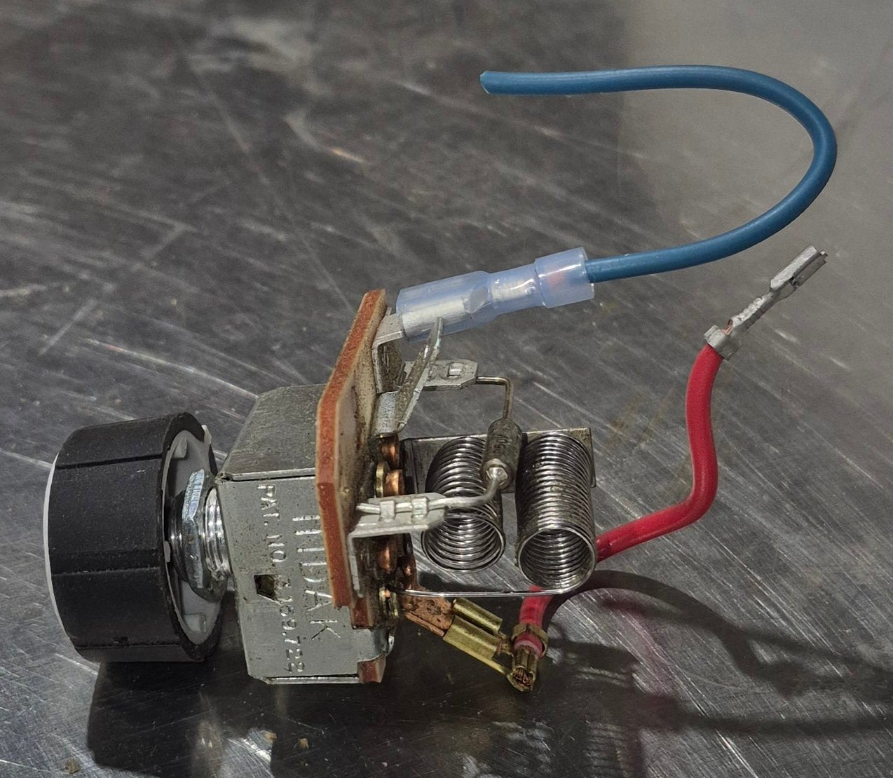 Used Fantastic Fan 3 - Speed Switch - K1031 - 05 - Young Farts RV Parts