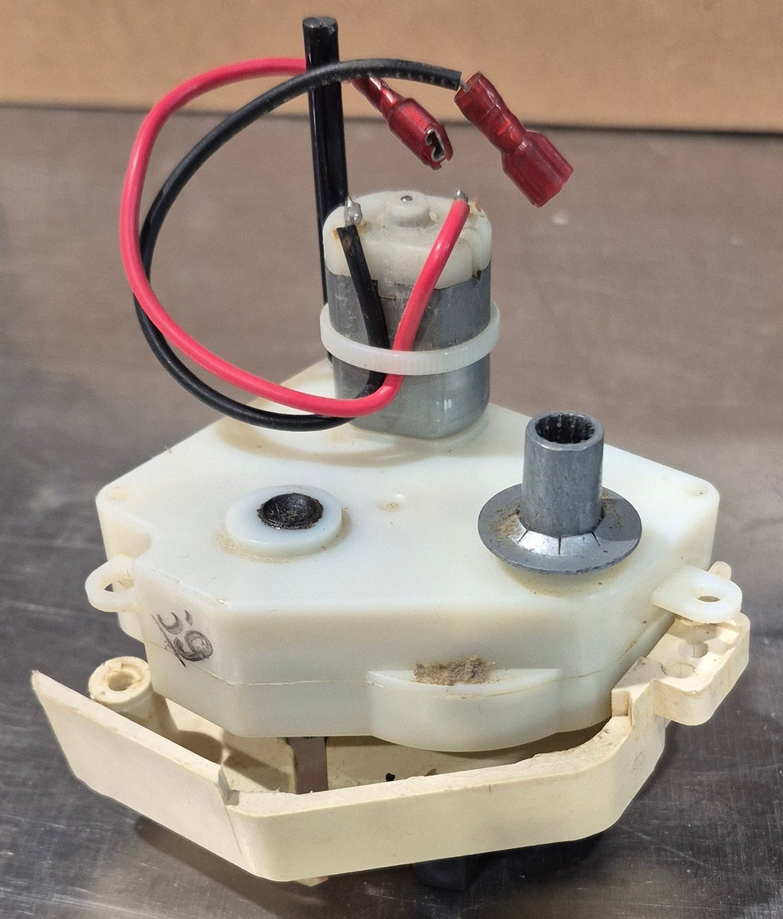 Used Fantastic Fan Manual/ Automatic Controls - 02599 - Young Farts RV Parts