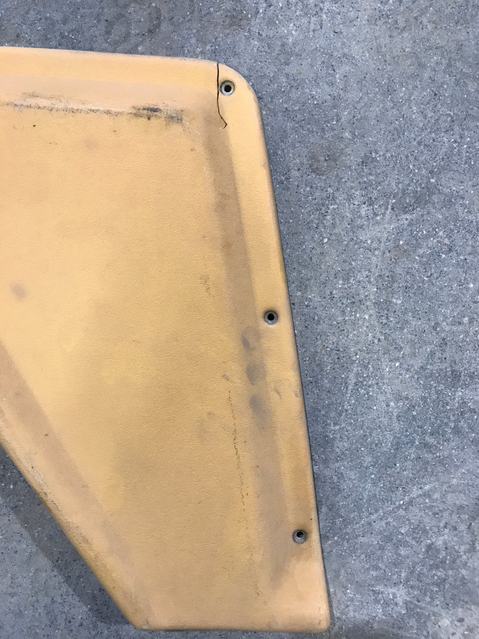 Used Fender Skirt 67