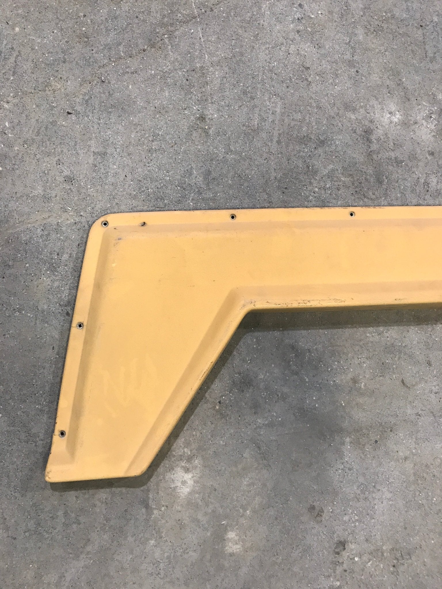 Used Fender Skirt 67