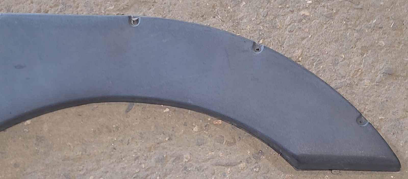 Used Fender Skirt 69 3/8