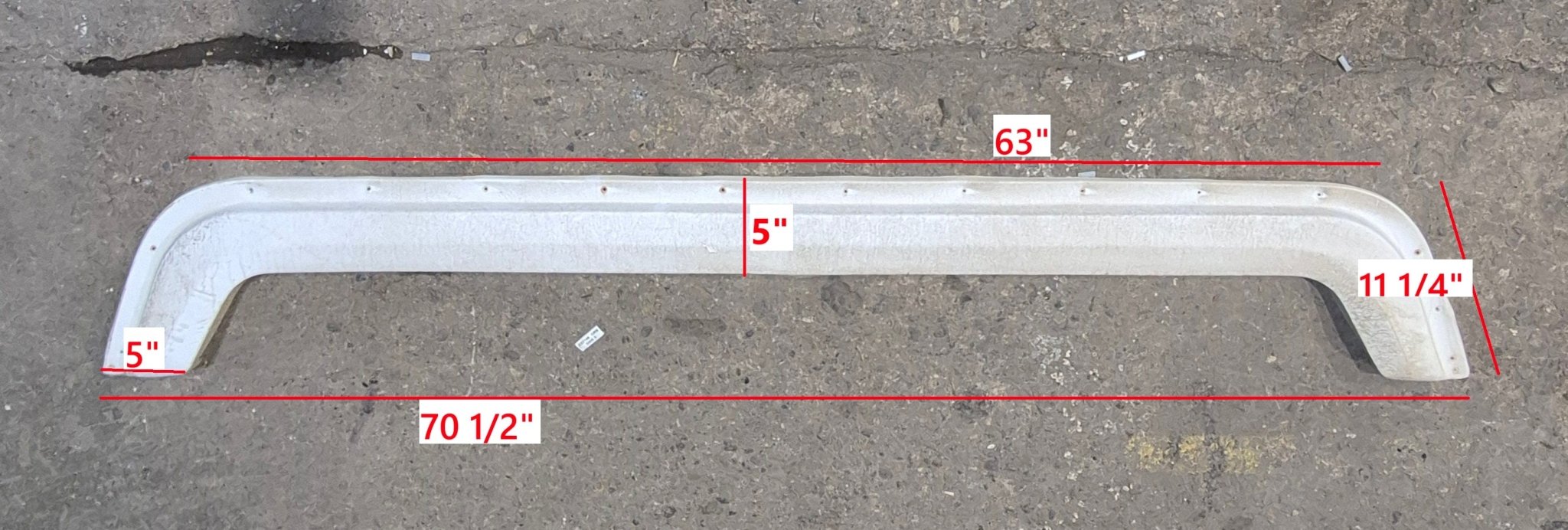 Used Fender Skirt 70 1/2" - Young Farts RV Parts