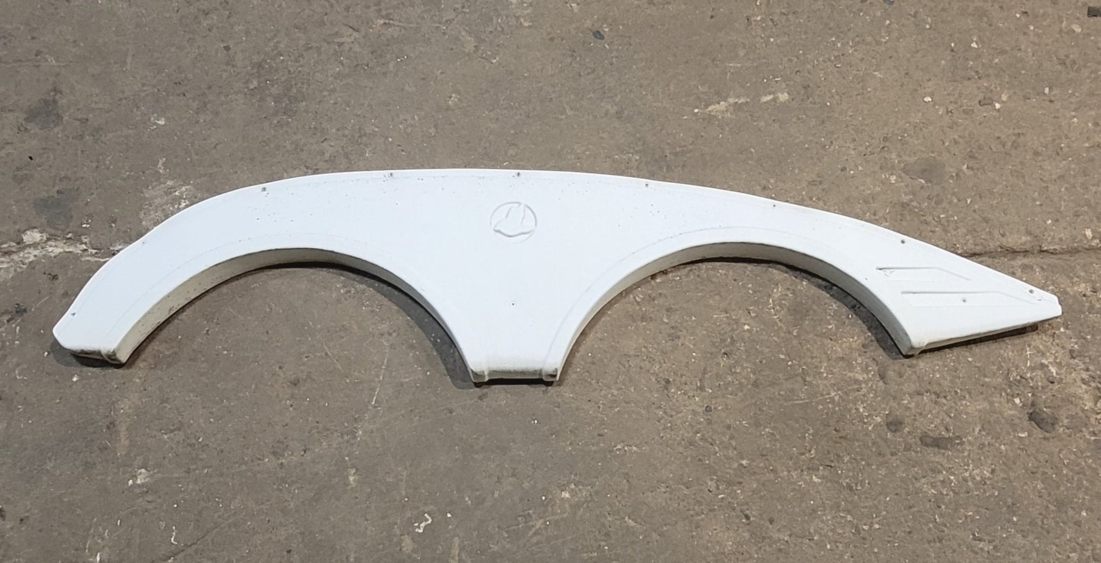 Used Fender Skirt 76