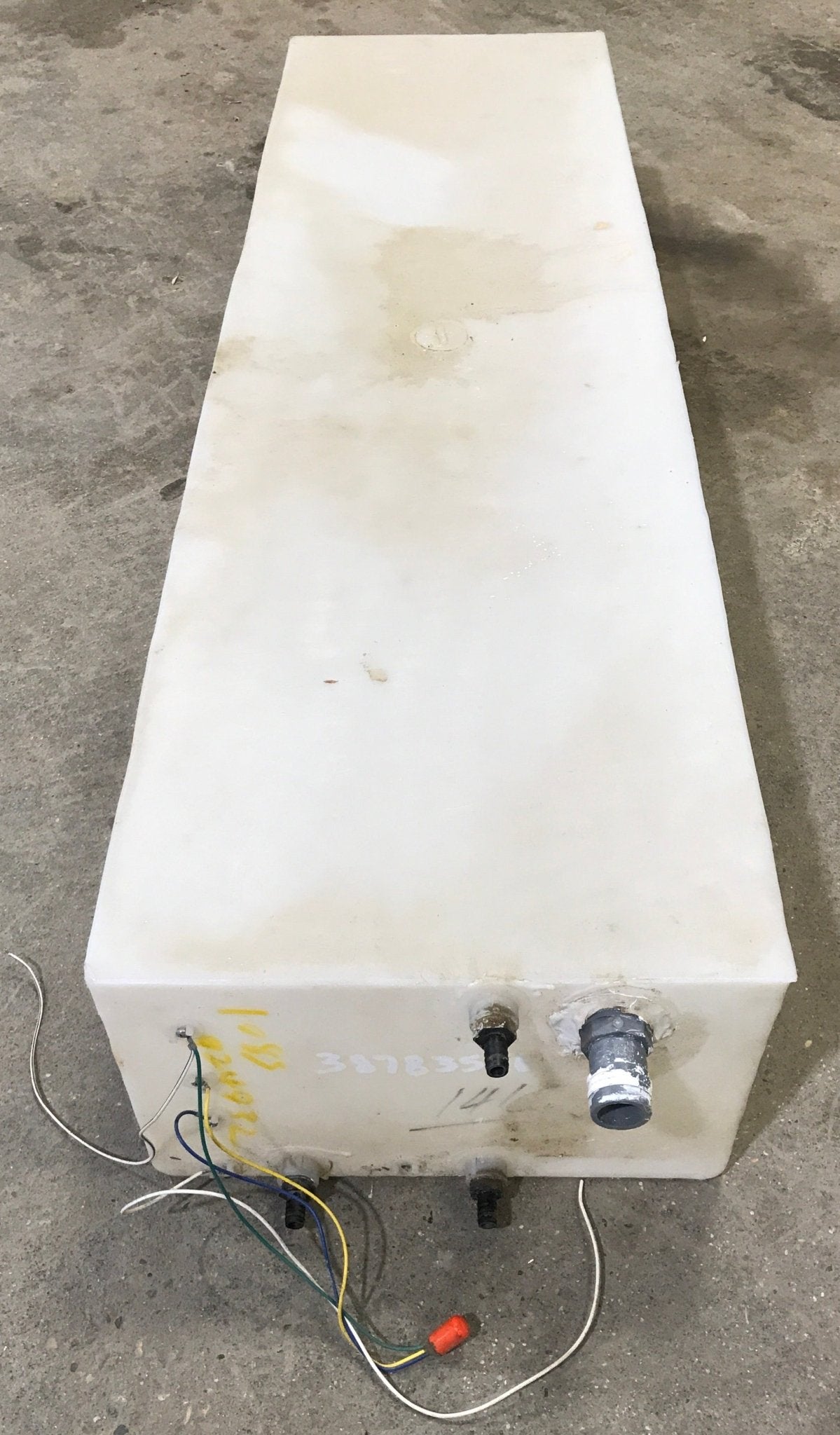 Used Fresh Water Tank 10" H x 16" W x 58” L - Young Farts RV Parts