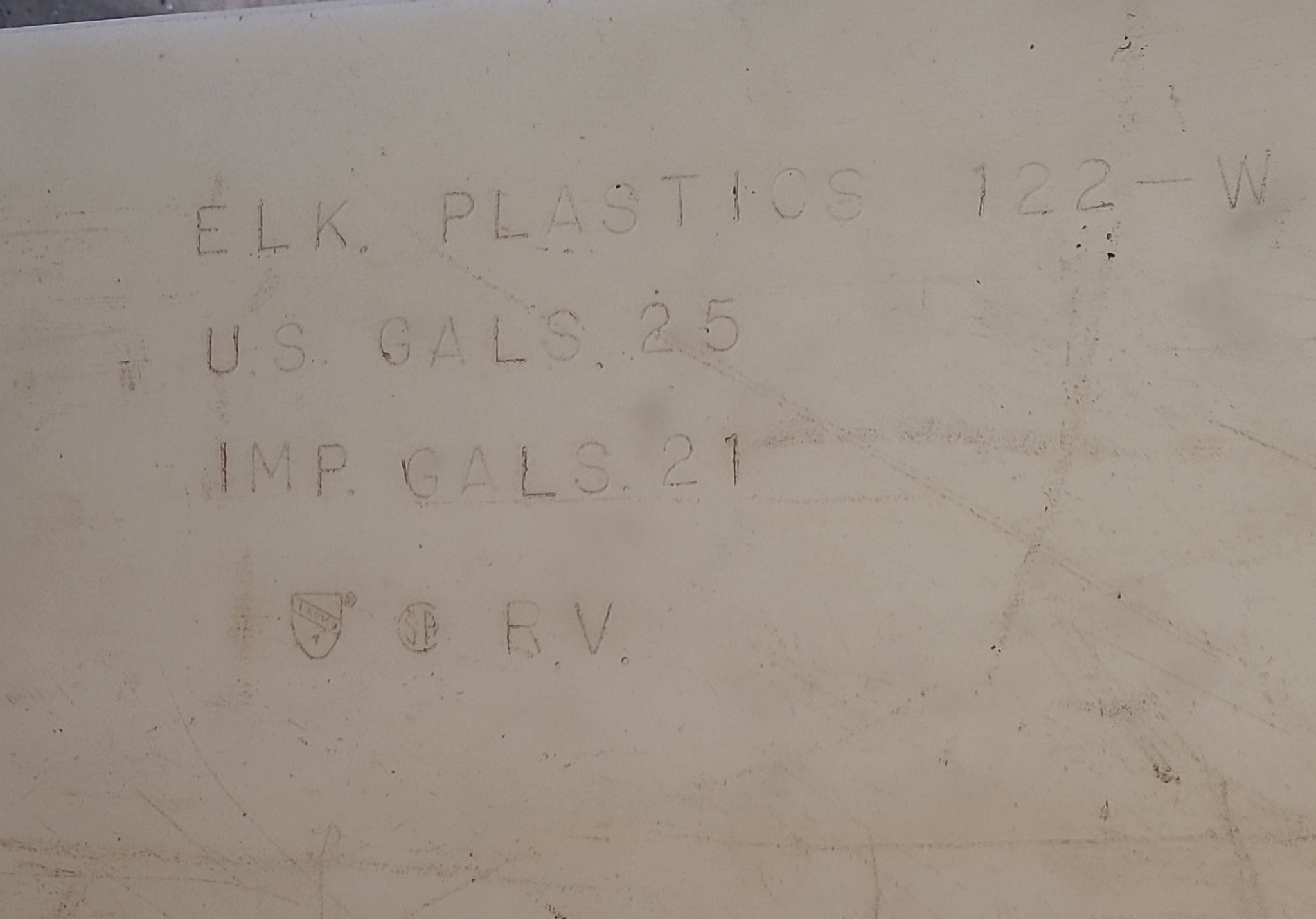 Used Fresh Water Tank 10" H x 21" W x 31” L - Young Farts RV Parts