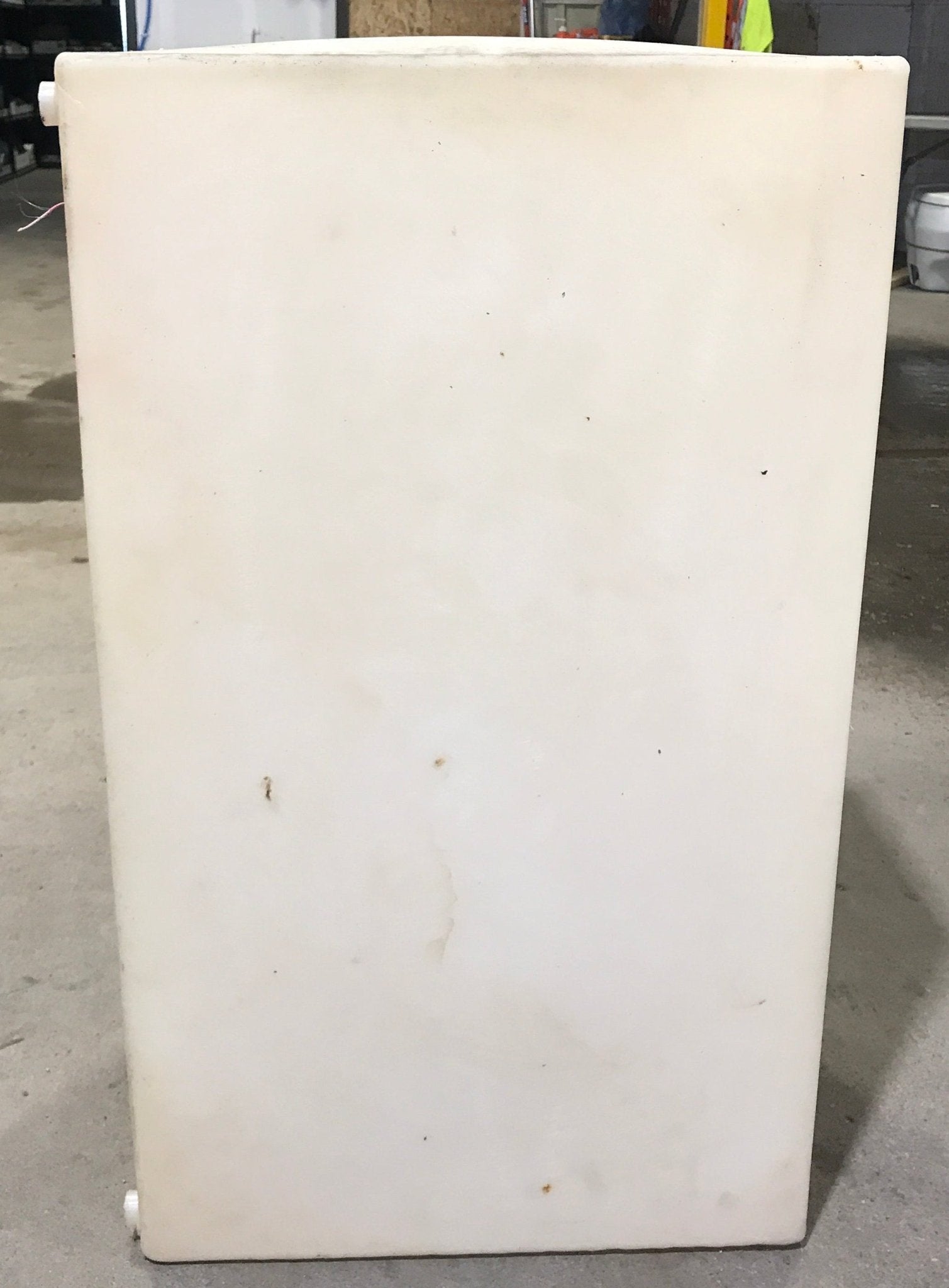 Used Fresh Water Tank 14" H x 22" W x 37 1/2” L - Young Farts RV Parts