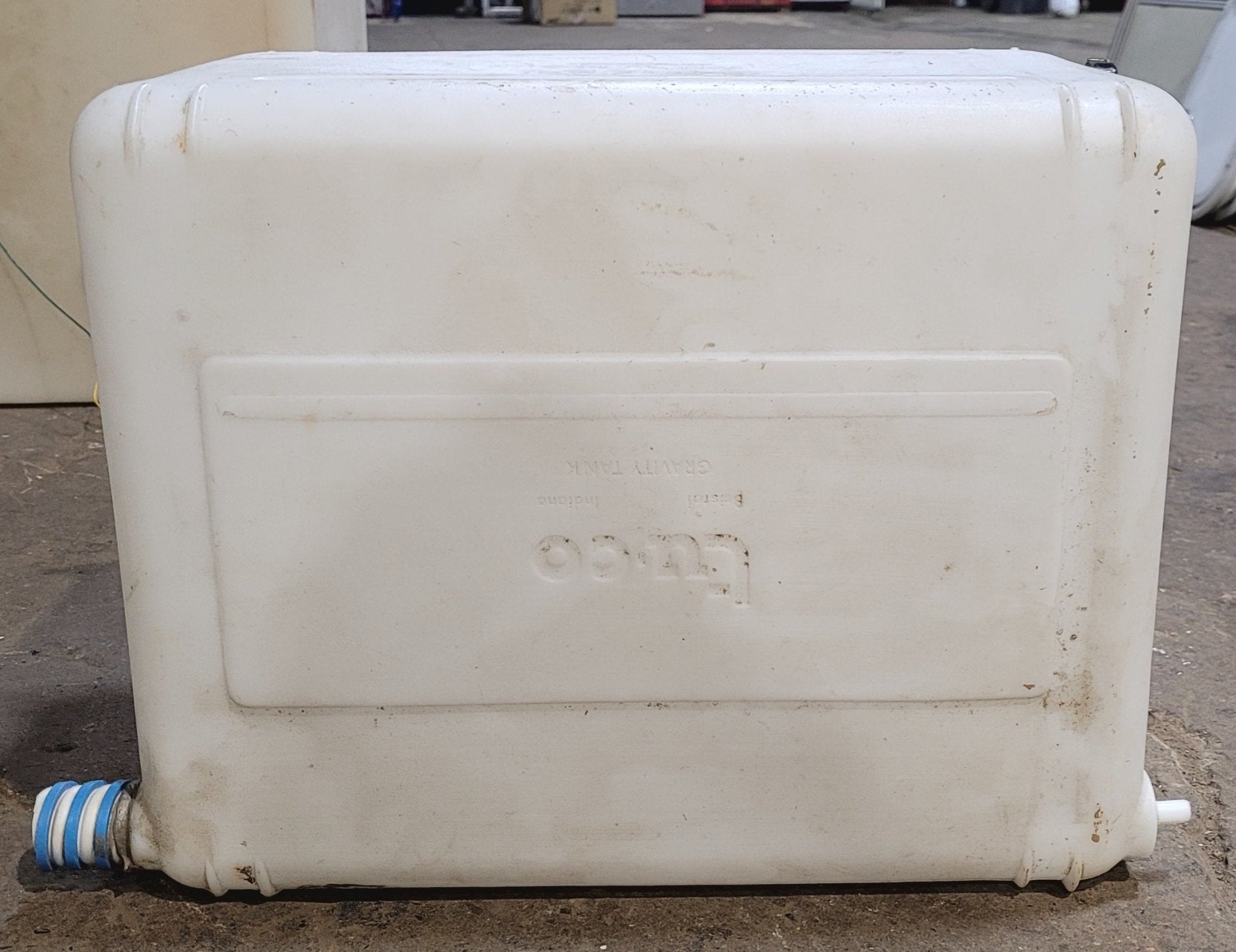 Used Fresh Water Tank 9 3/4” x 13 3/4” x 17 1/2” - Young Farts RV Parts