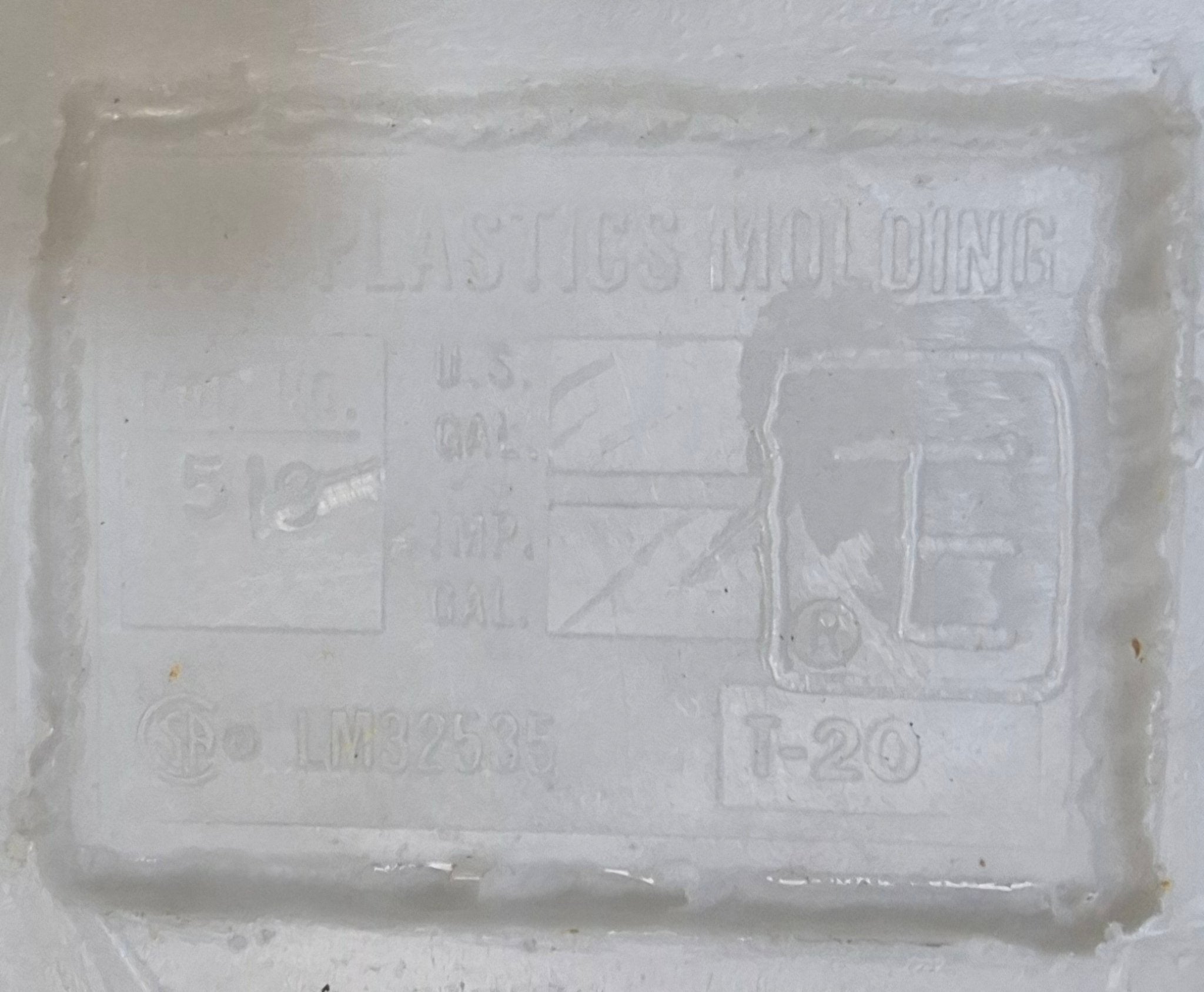 Used Fresh Water Tank 9" H x 23 3/4" W x 58” L - Young Farts RV Parts